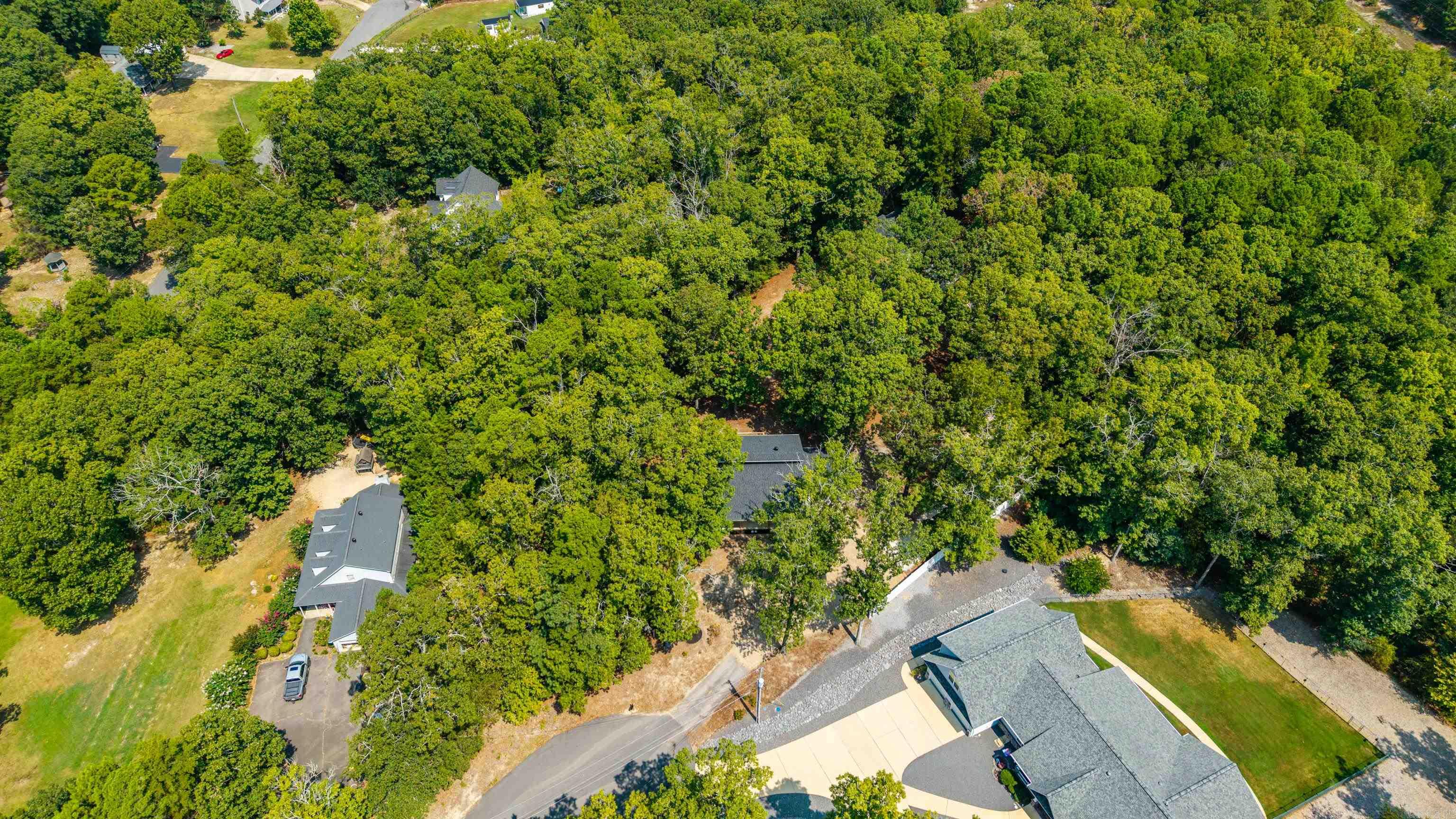 127 Wildflower Place Property Photo 7