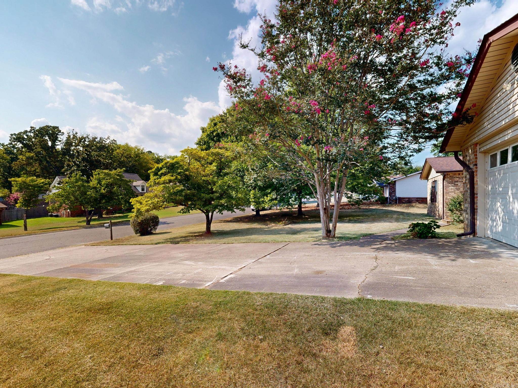 106 Torrey Court Property Photo 6