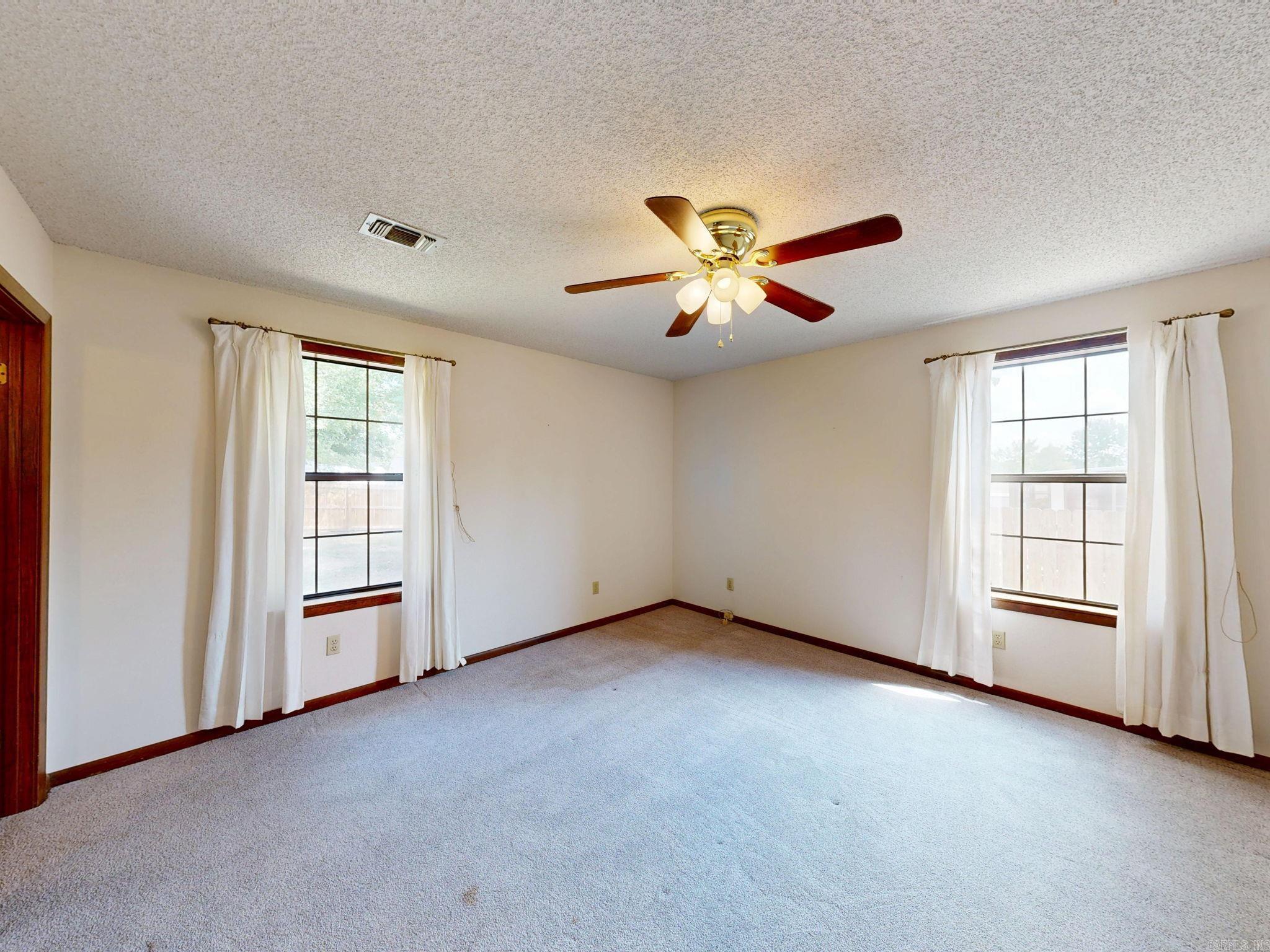 106 Torrey Court Property Photo 19