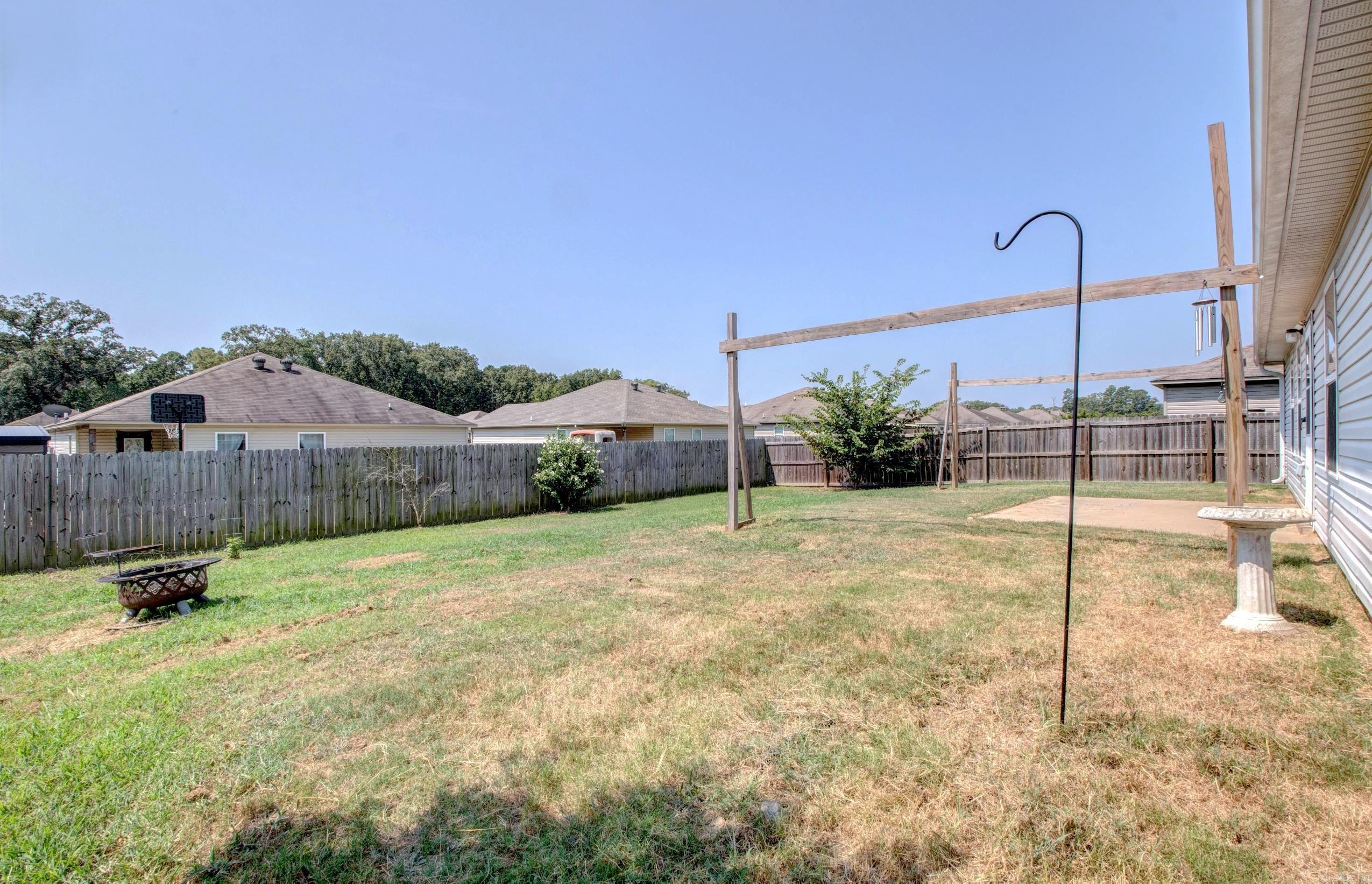6405 Amalie Dr Property Photo 46