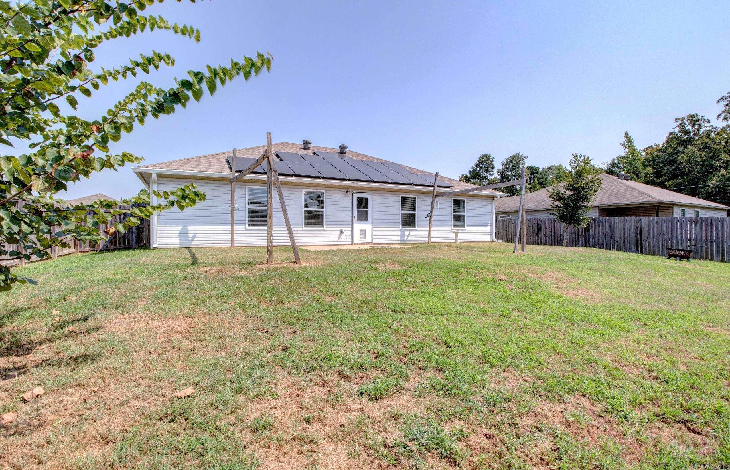 6405 Amalie Dr Property Photo 49