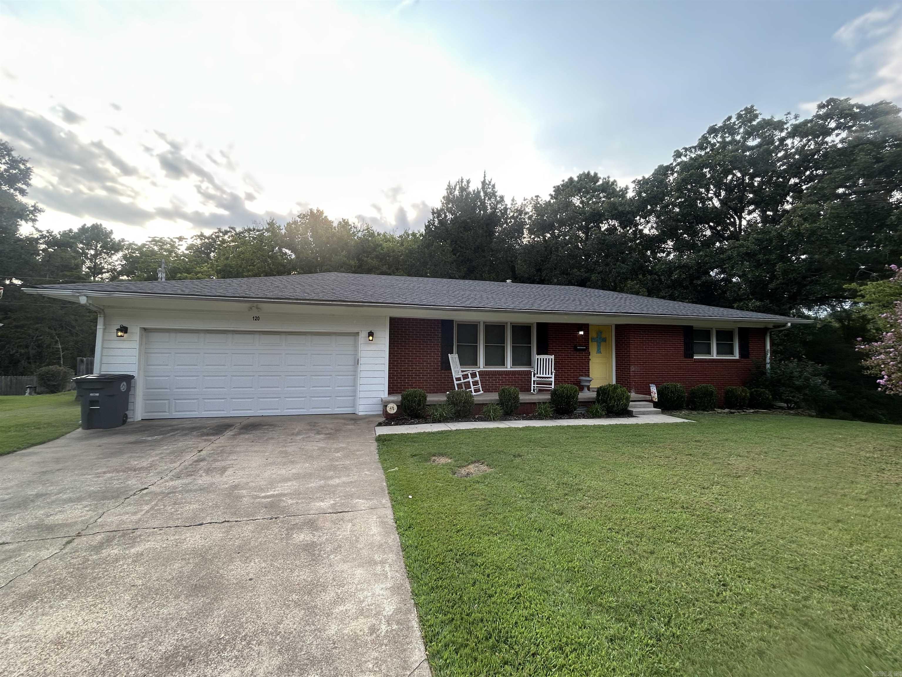120 W Steward Drive