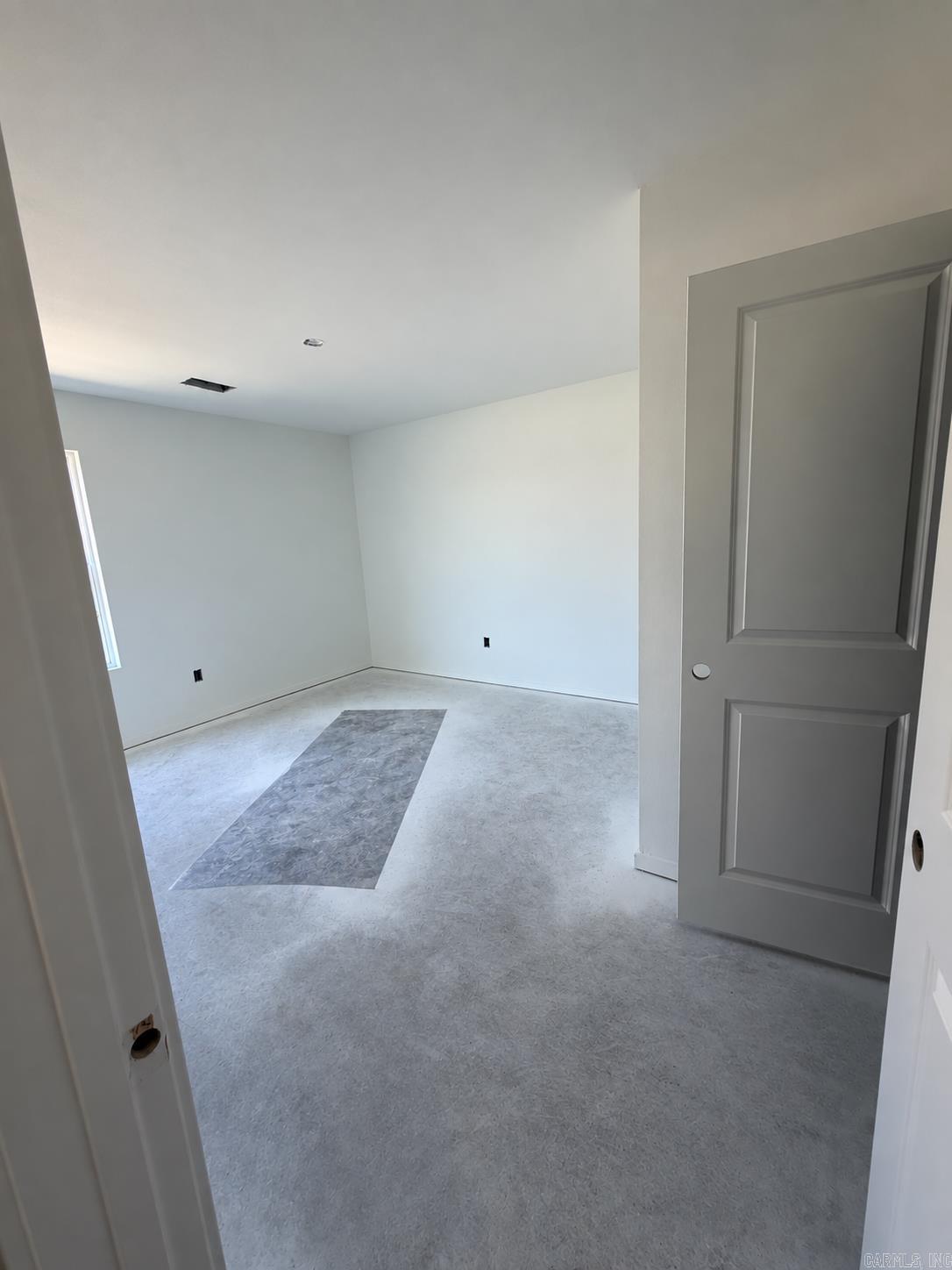 1561 Meadows Drive Property Photo 7