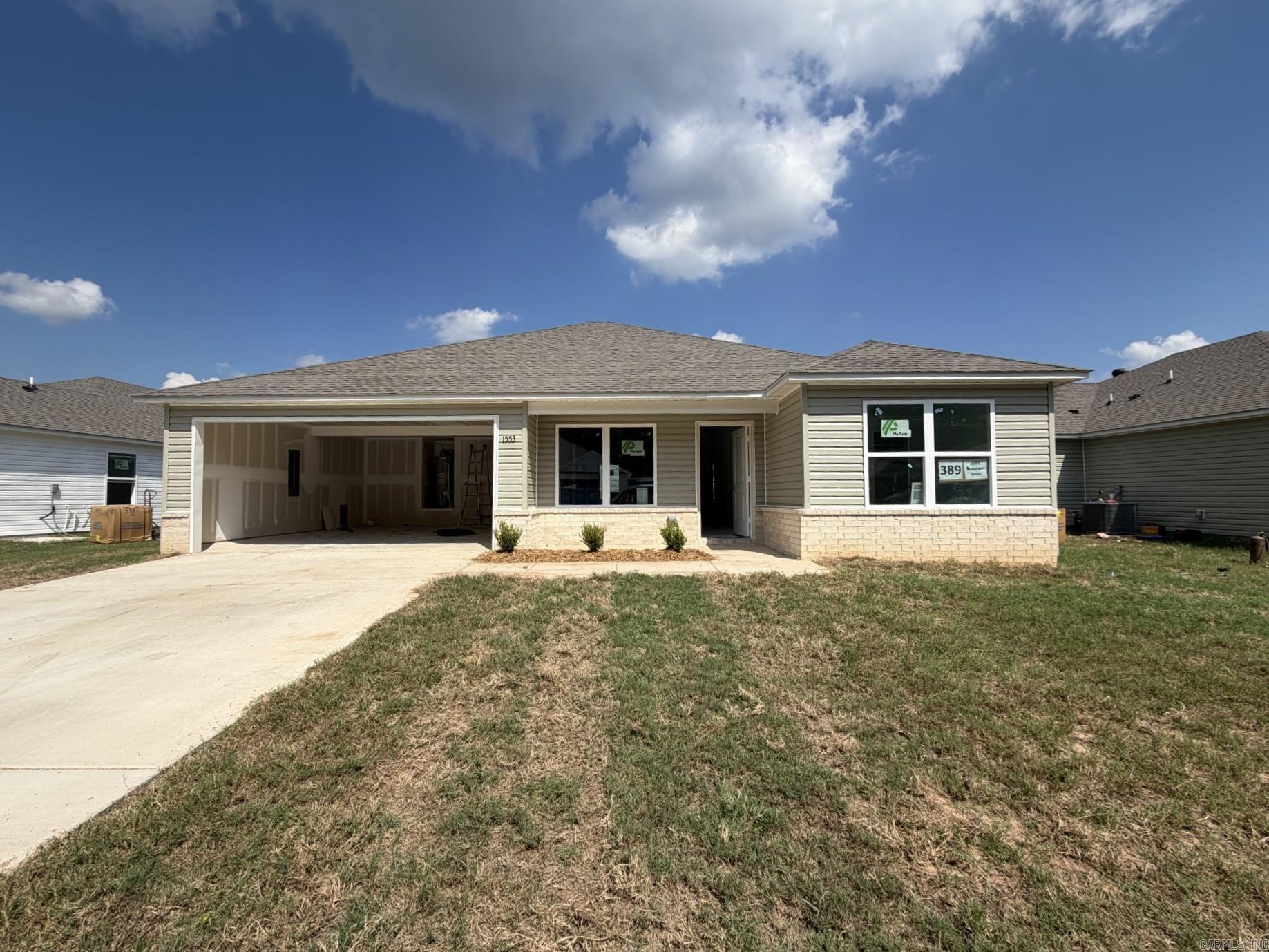 1553 Meadows Drive Property Photo 1