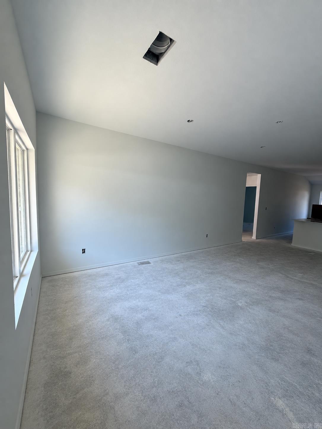 1553 Meadows Drive Property Photo 5