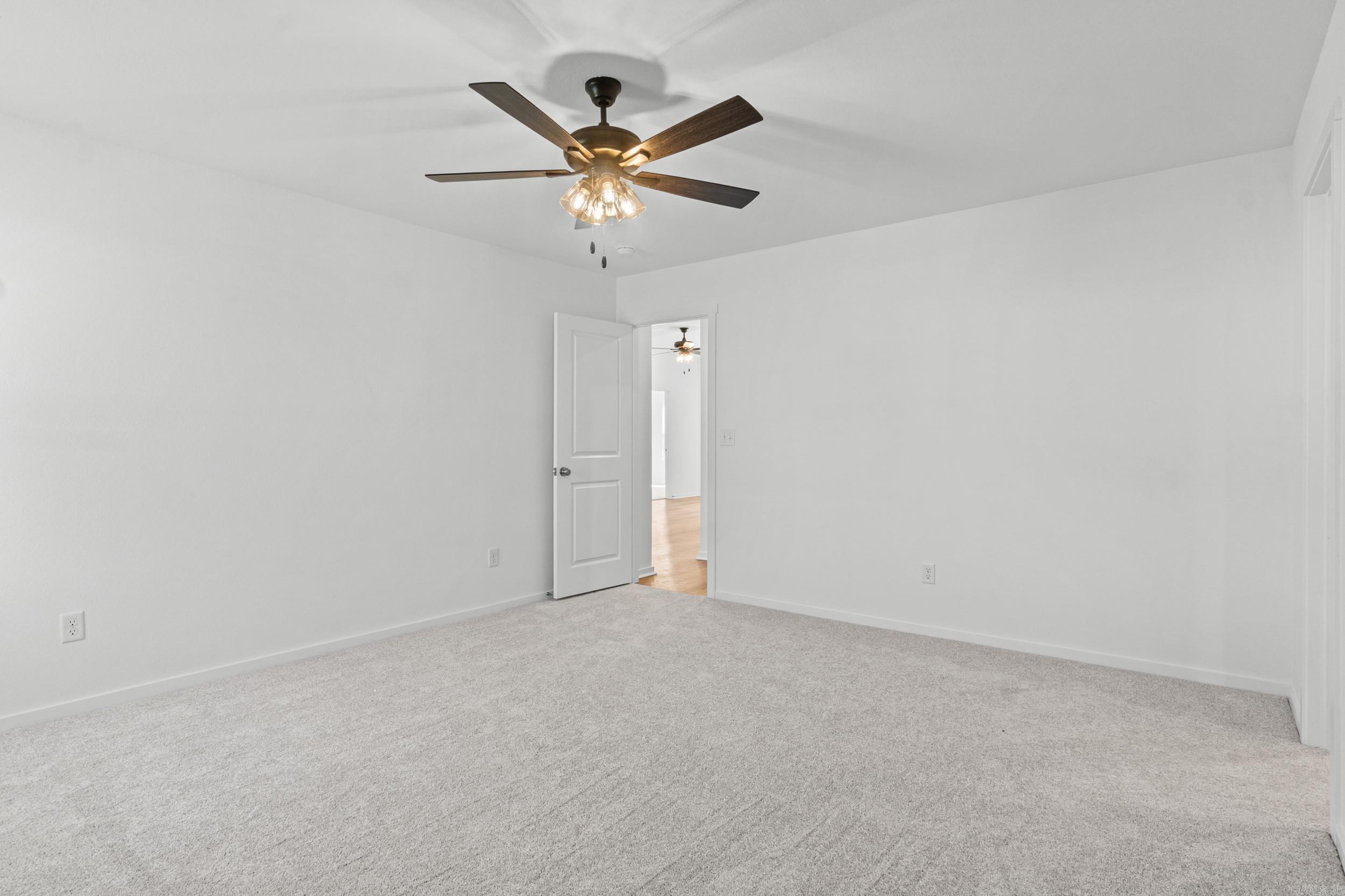 1553 Meadows Drive Property Photo 17