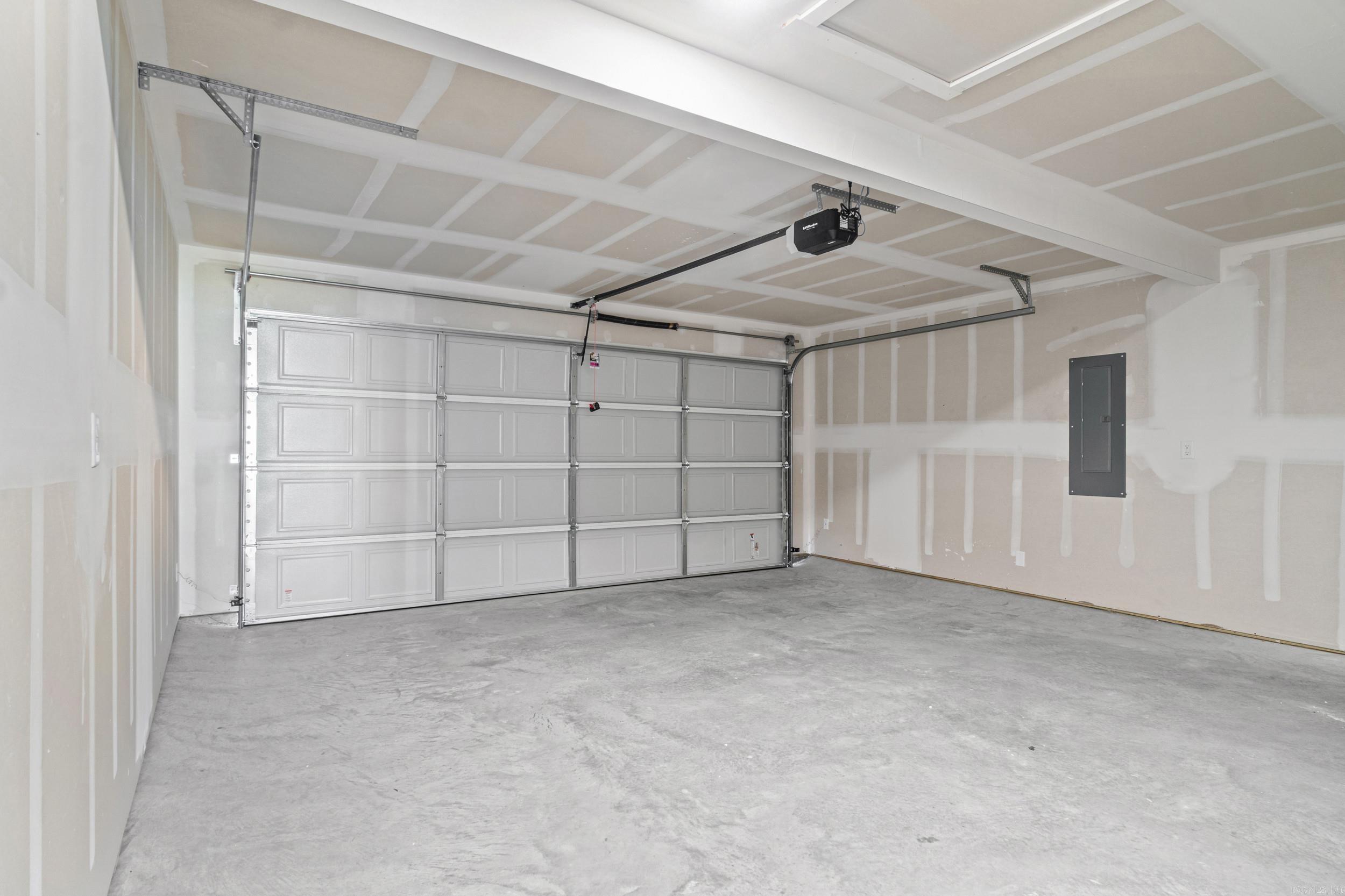 1553 Meadows Drive Property Photo 30