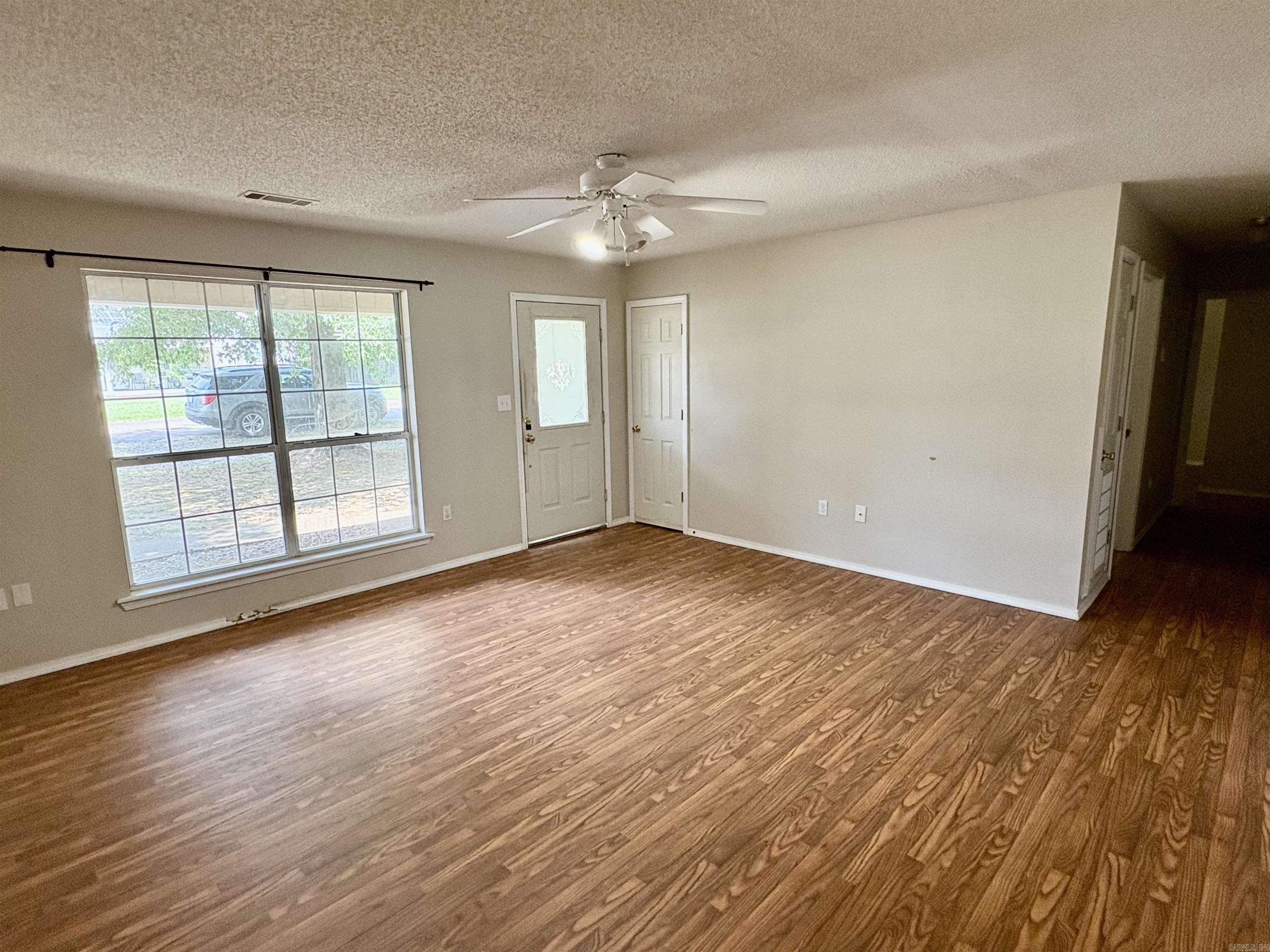 1809 Birchwood Drive Property Photo 7