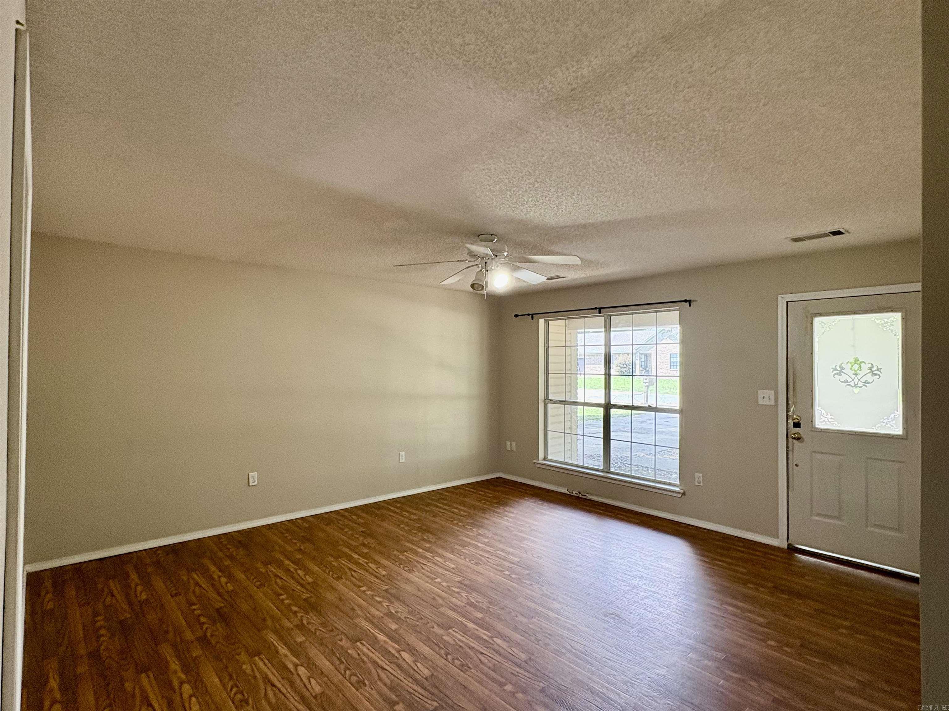 1809 Birchwood Drive Property Photo 8