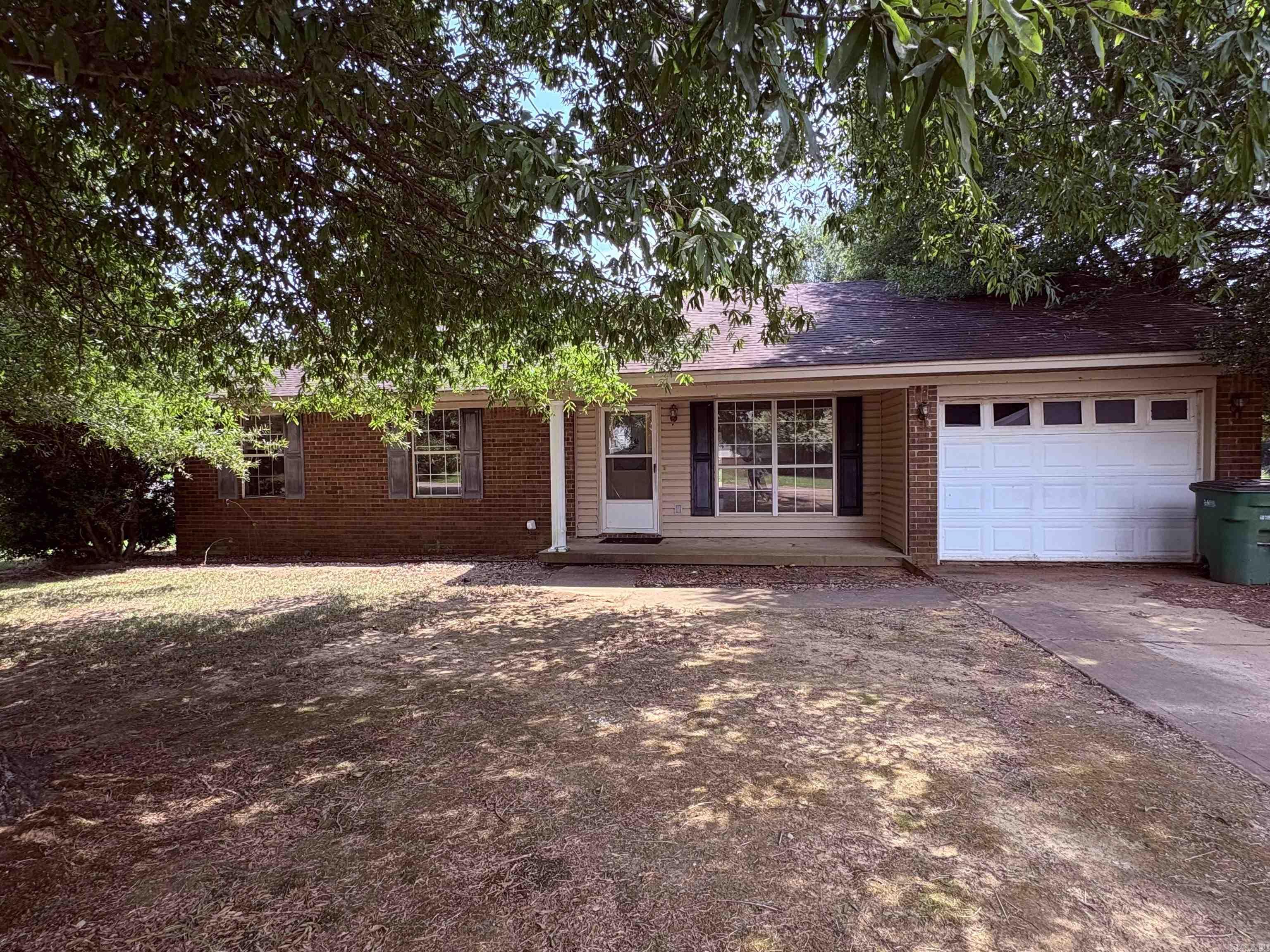 1809 Birchwood Drive Property Photo 9