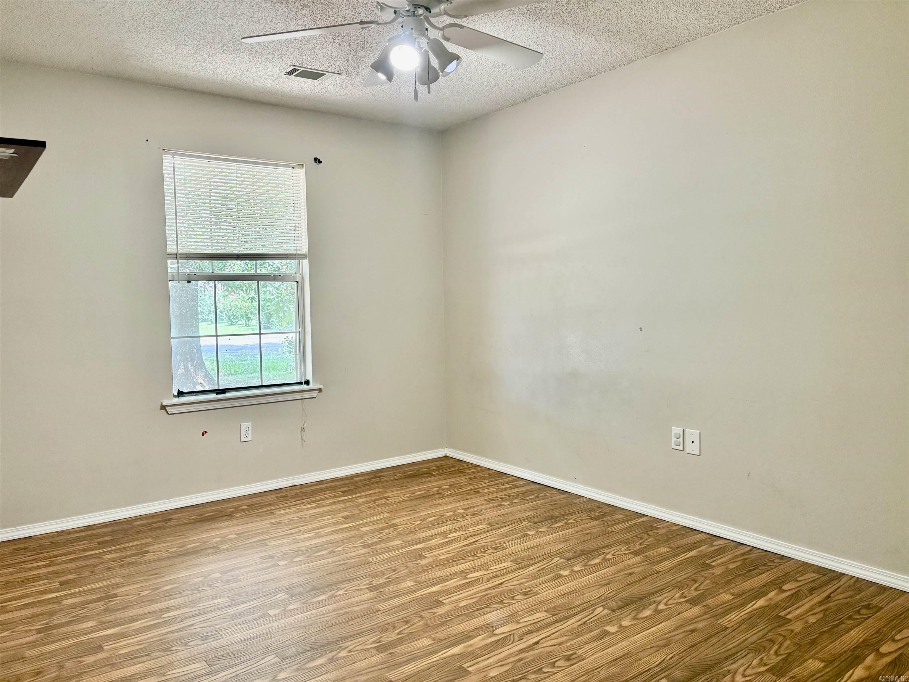 1809 Birchwood Drive Property Photo 17