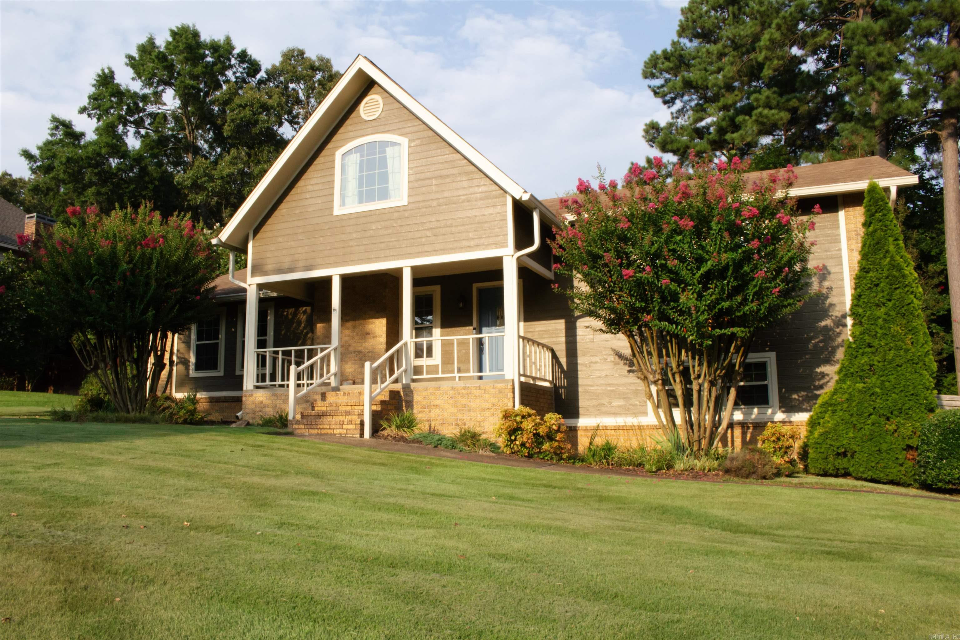 1018 Evergreen Drive Property Photo 3
