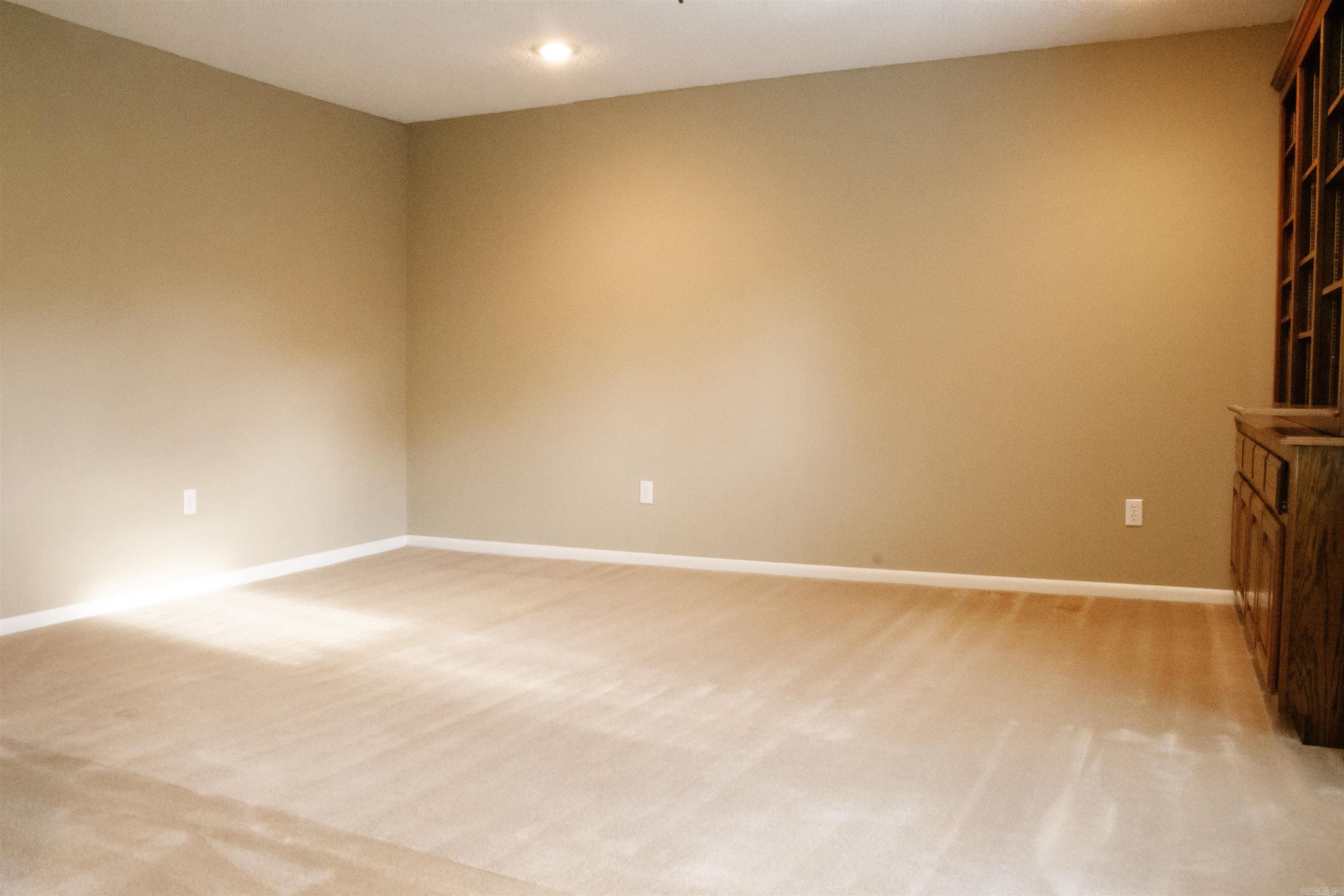 1018 Evergreen Drive Property Photo 32