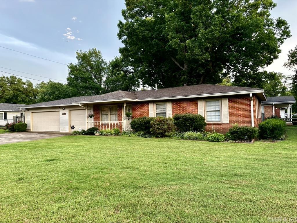 3301 Sun Avenue Property Photo 1