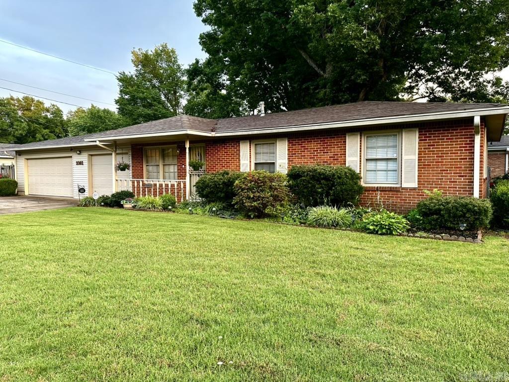 3301 Sun Avenue Property Photo 2