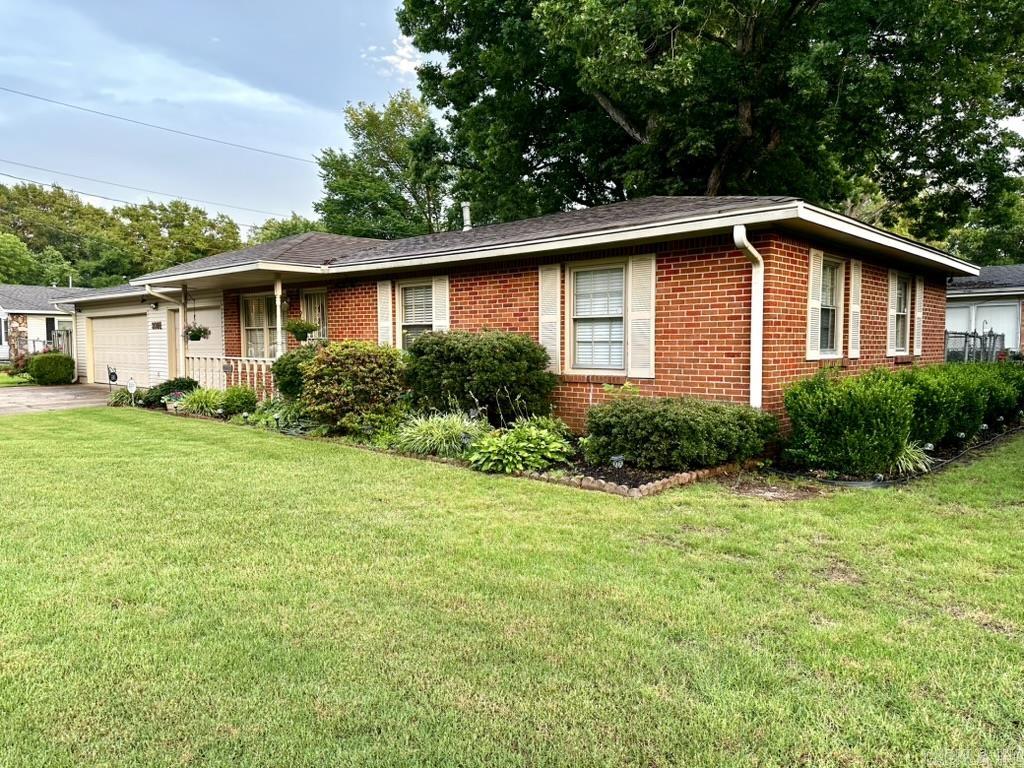3301 Sun Avenue Property Photo 3