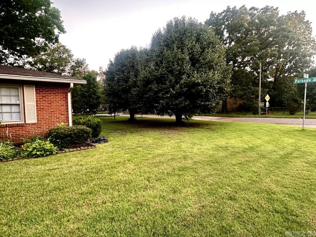 3301 Sun Avenue Property Photo 4