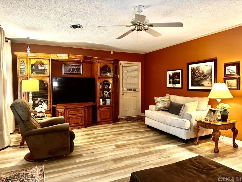 3301 Sun Avenue Property Photo 6