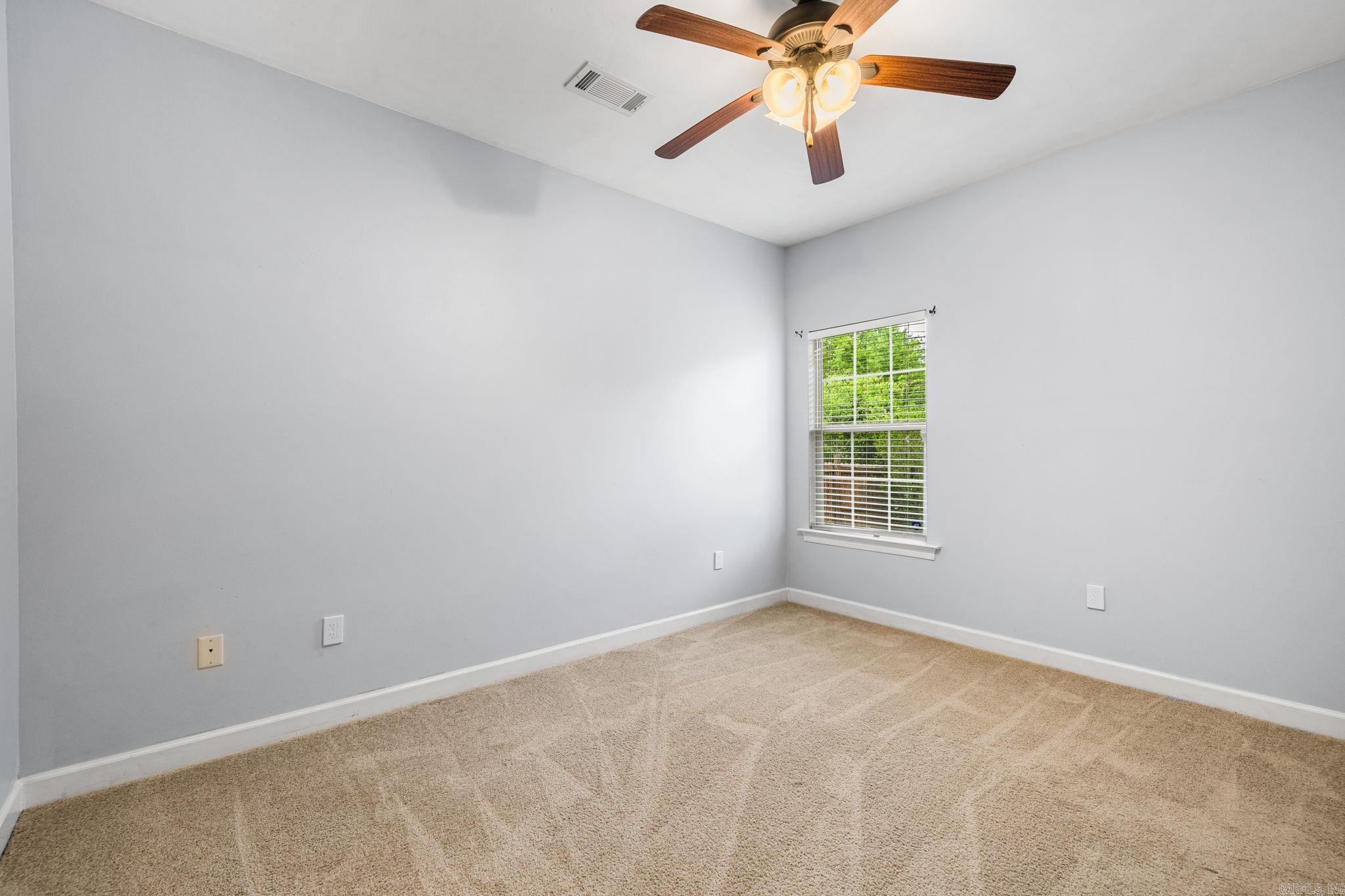 516 Crepe Myrtle Loop Property Photo 21