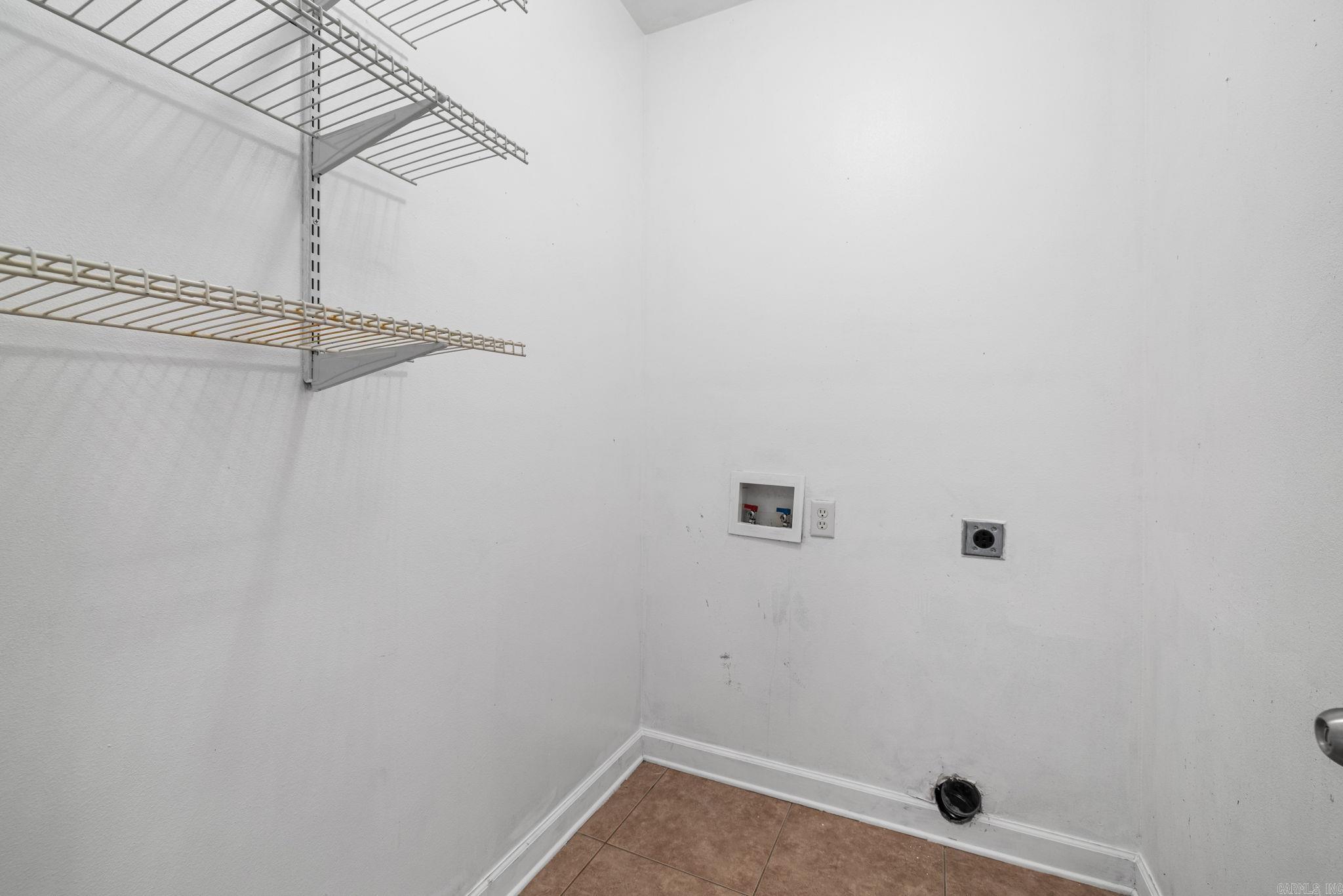 516 Crepe Myrtle Loop Property Photo 24