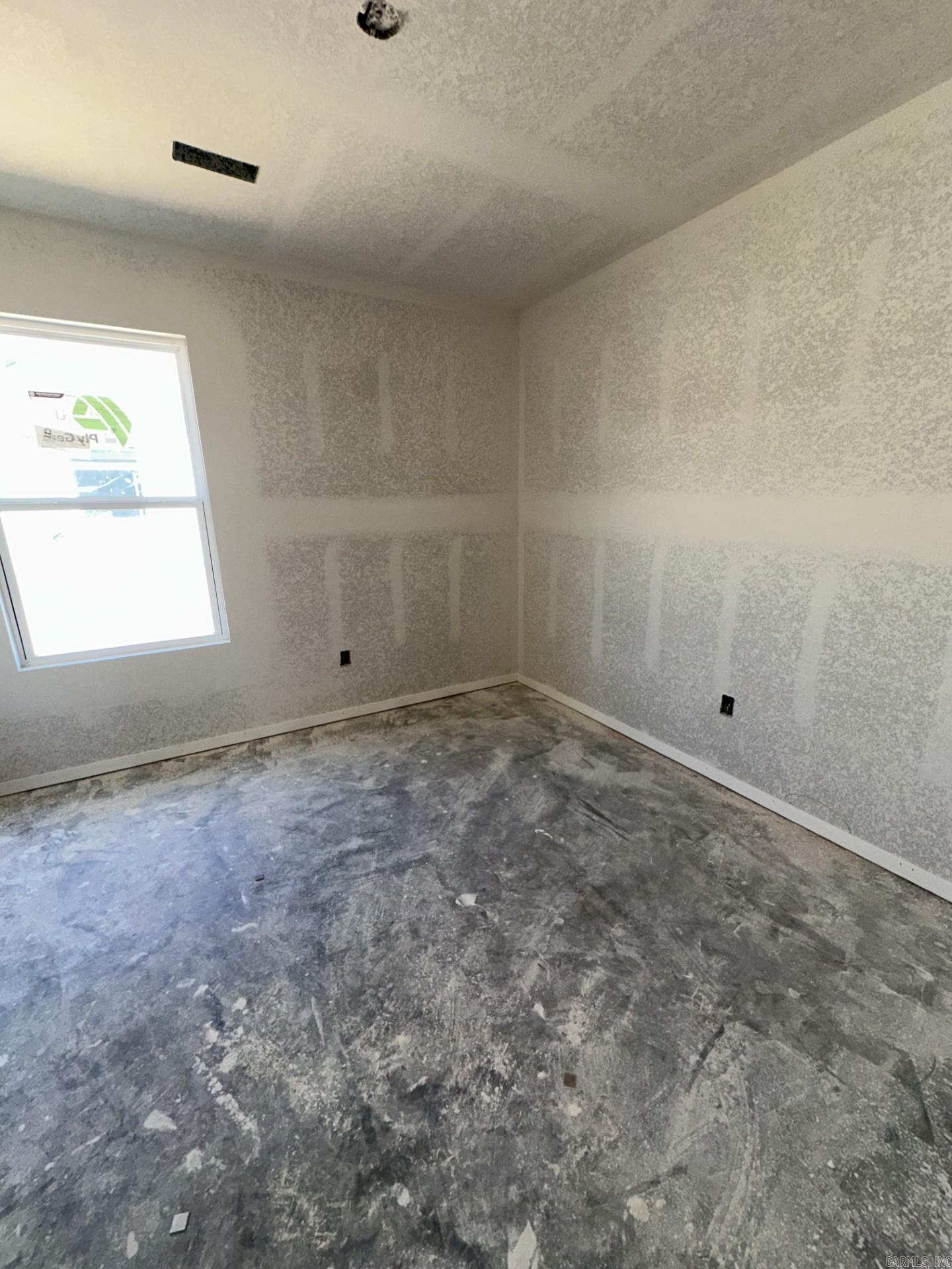 8025 Chesapeake Trail Property Photo 3