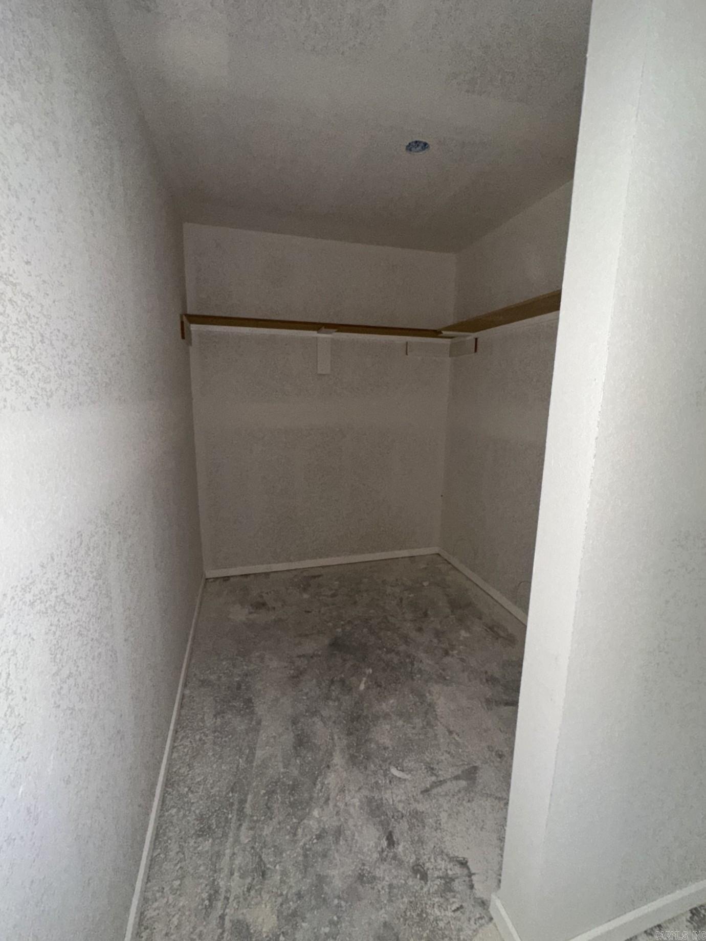 8025 Chesapeake Trail Property Photo 4