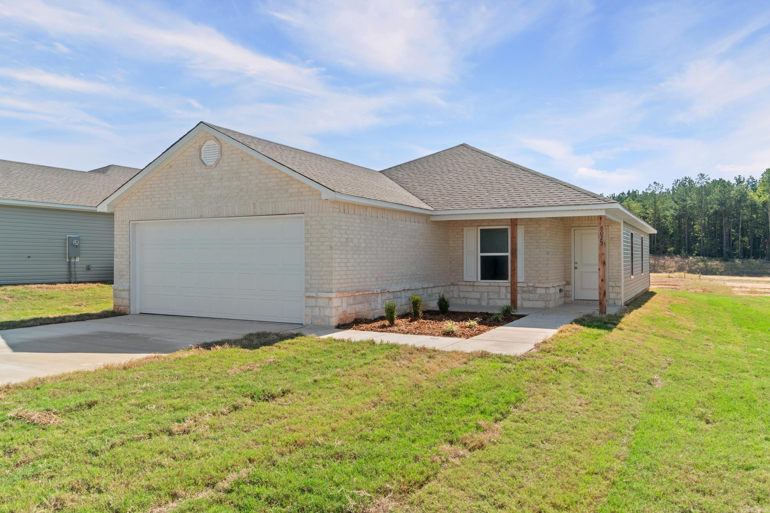 8025 Chesapeake Trail Property Photo 4