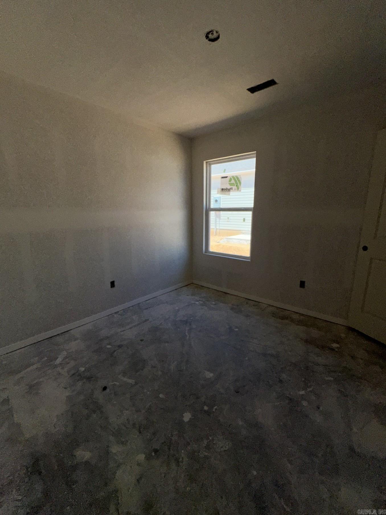8025 Chesapeake Trail Property Photo 5