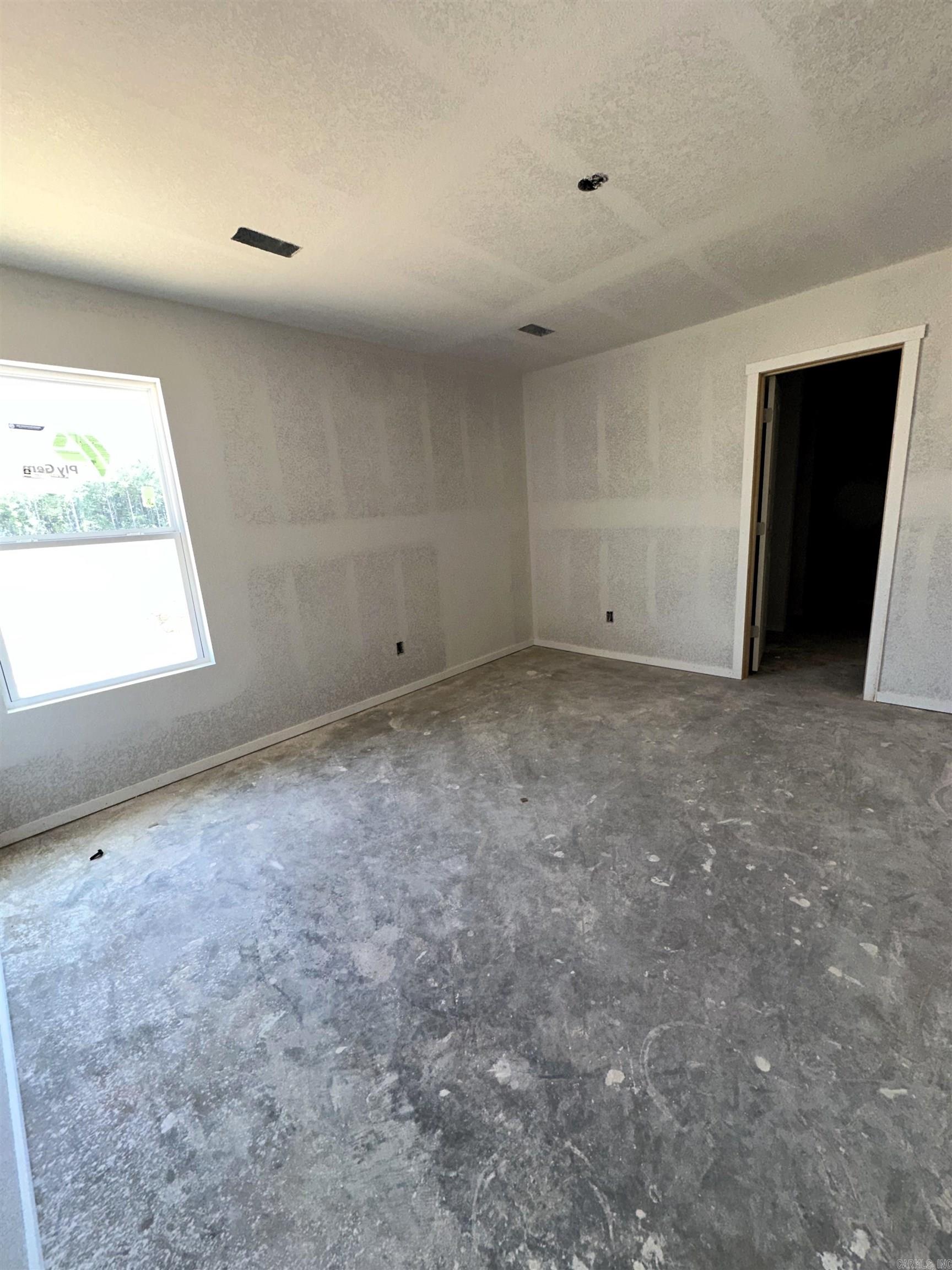 8017 Chesapeake Trail Property Photo 4
