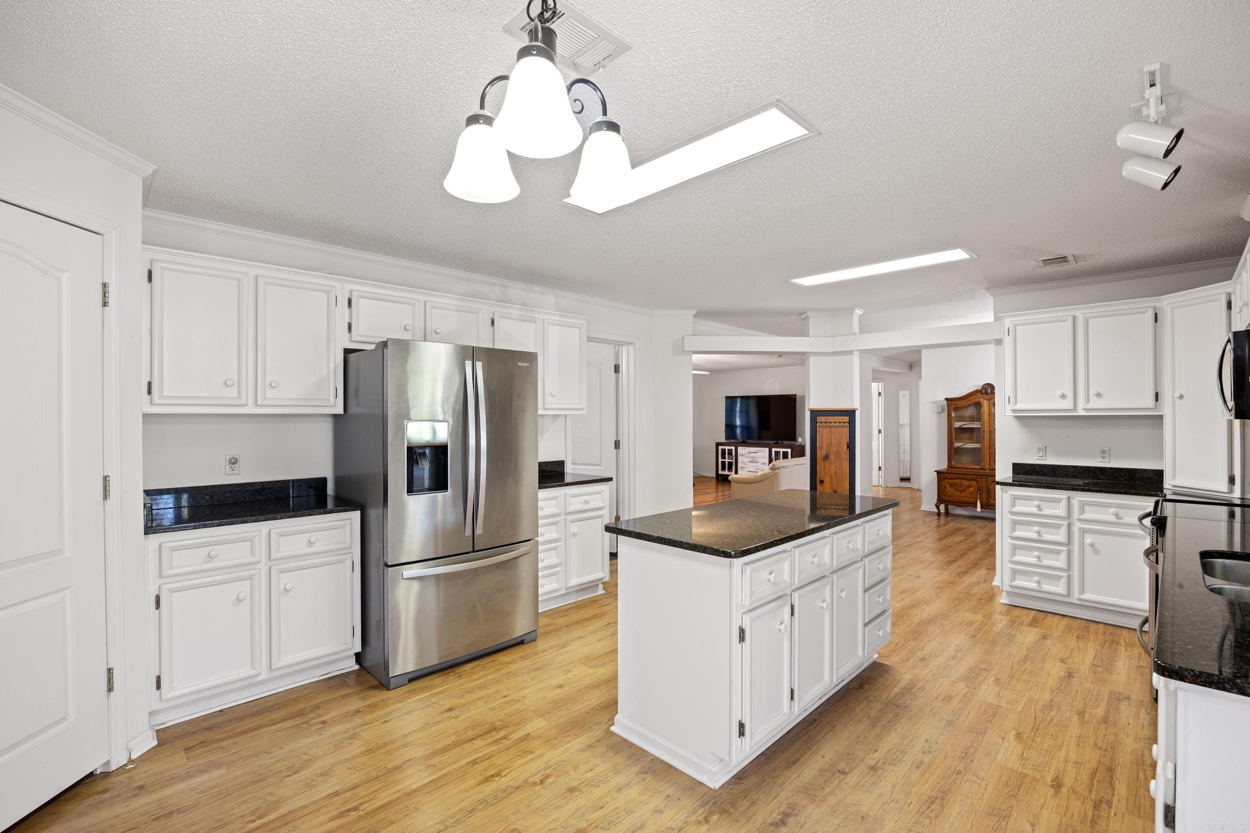 25951 E 22 Highway Property Photo 10