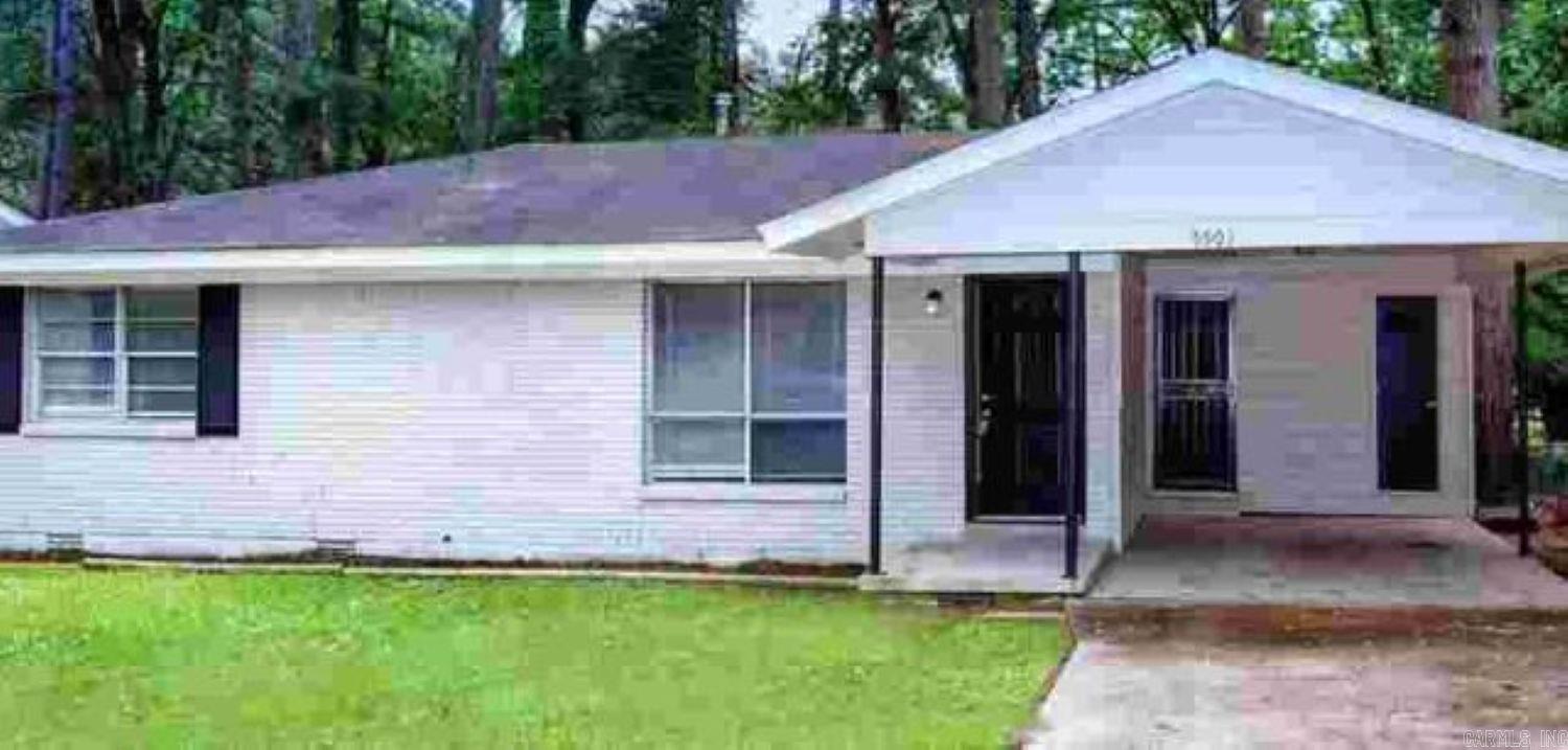 5501 Halifax Drive Property Photo 1