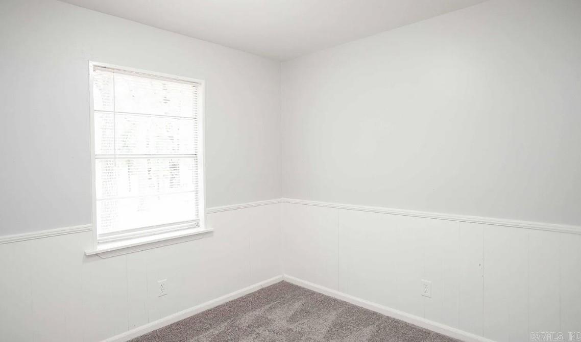 5501 Halifax Drive Property Photo 3