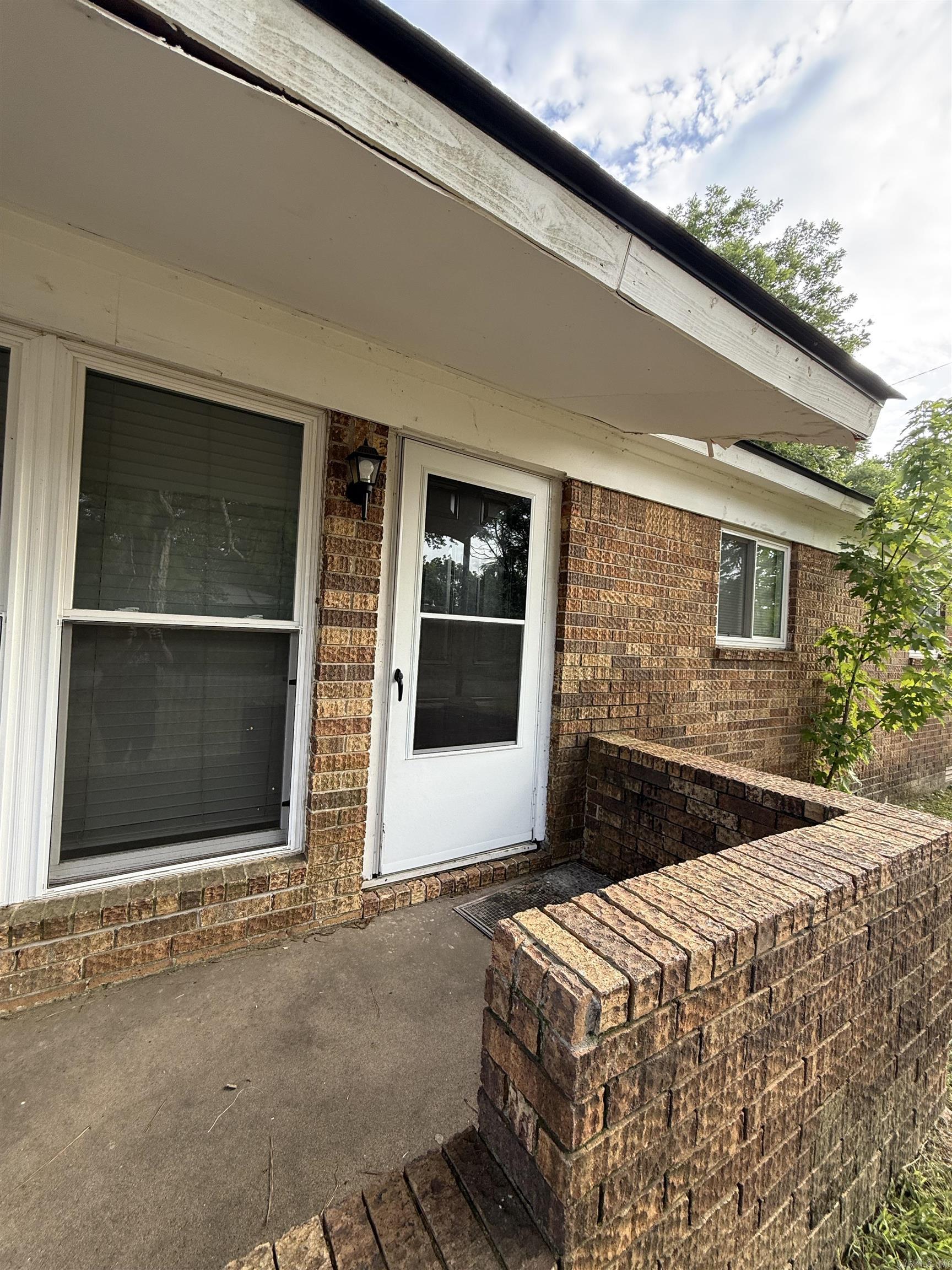 708 Annelle Street Property Photo 3