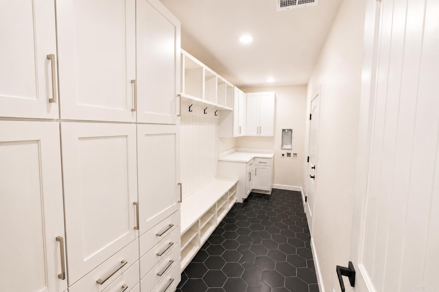 17 Millstone Property Photo 30