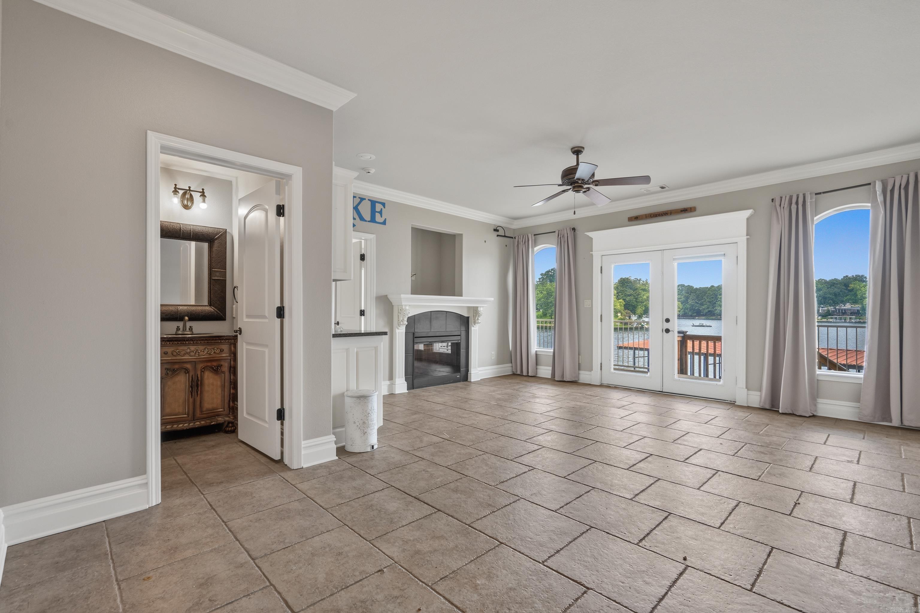 1380 Airport Road B1 Property Photo 18