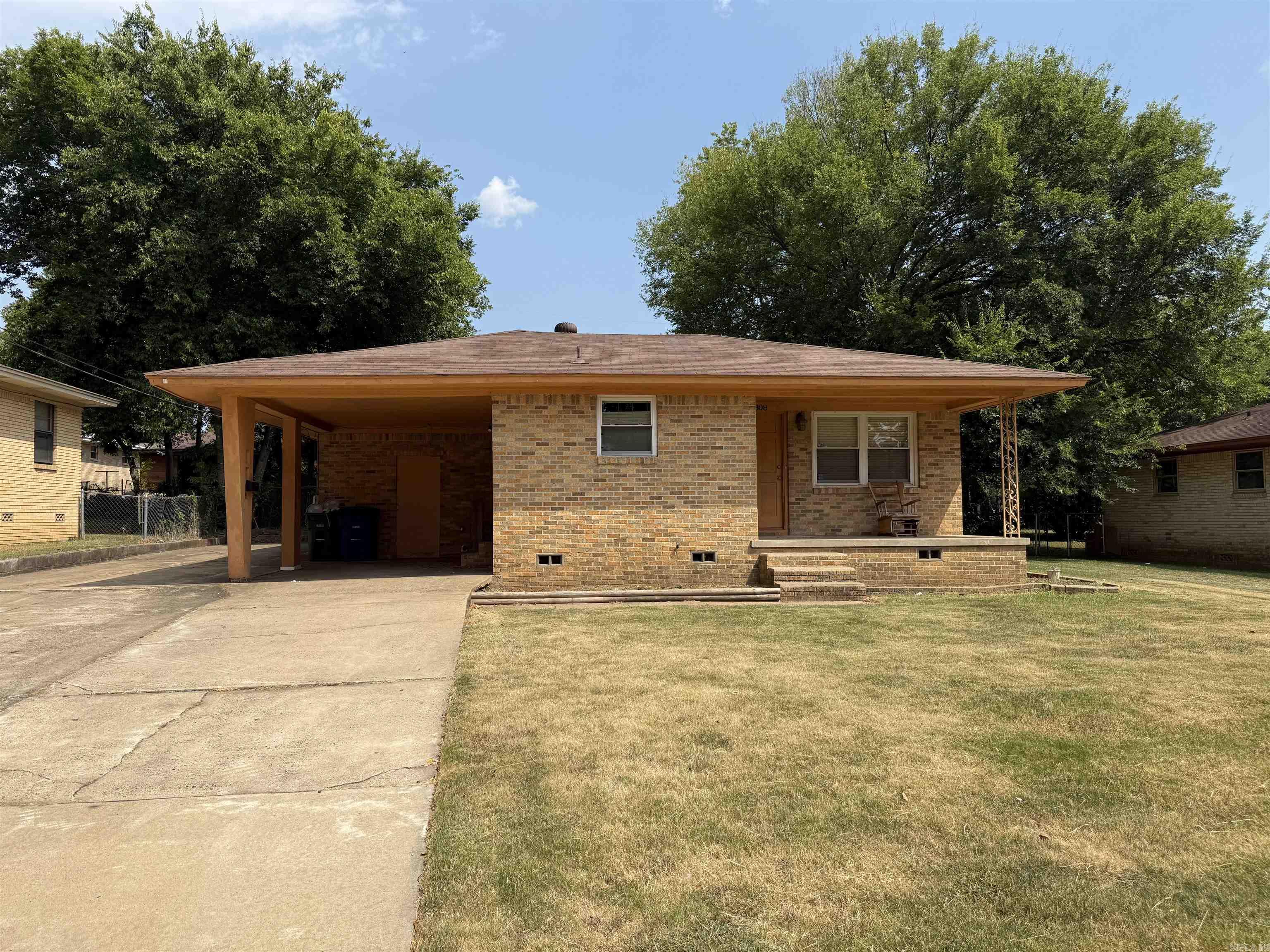 3808 Mellene Drive Property Photo 2