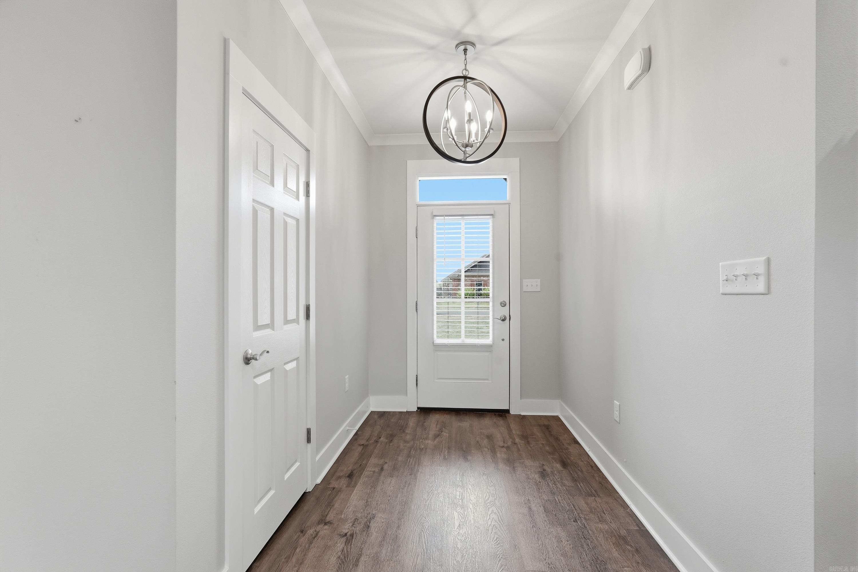 19 Sunset Boulevard Property Photo 5