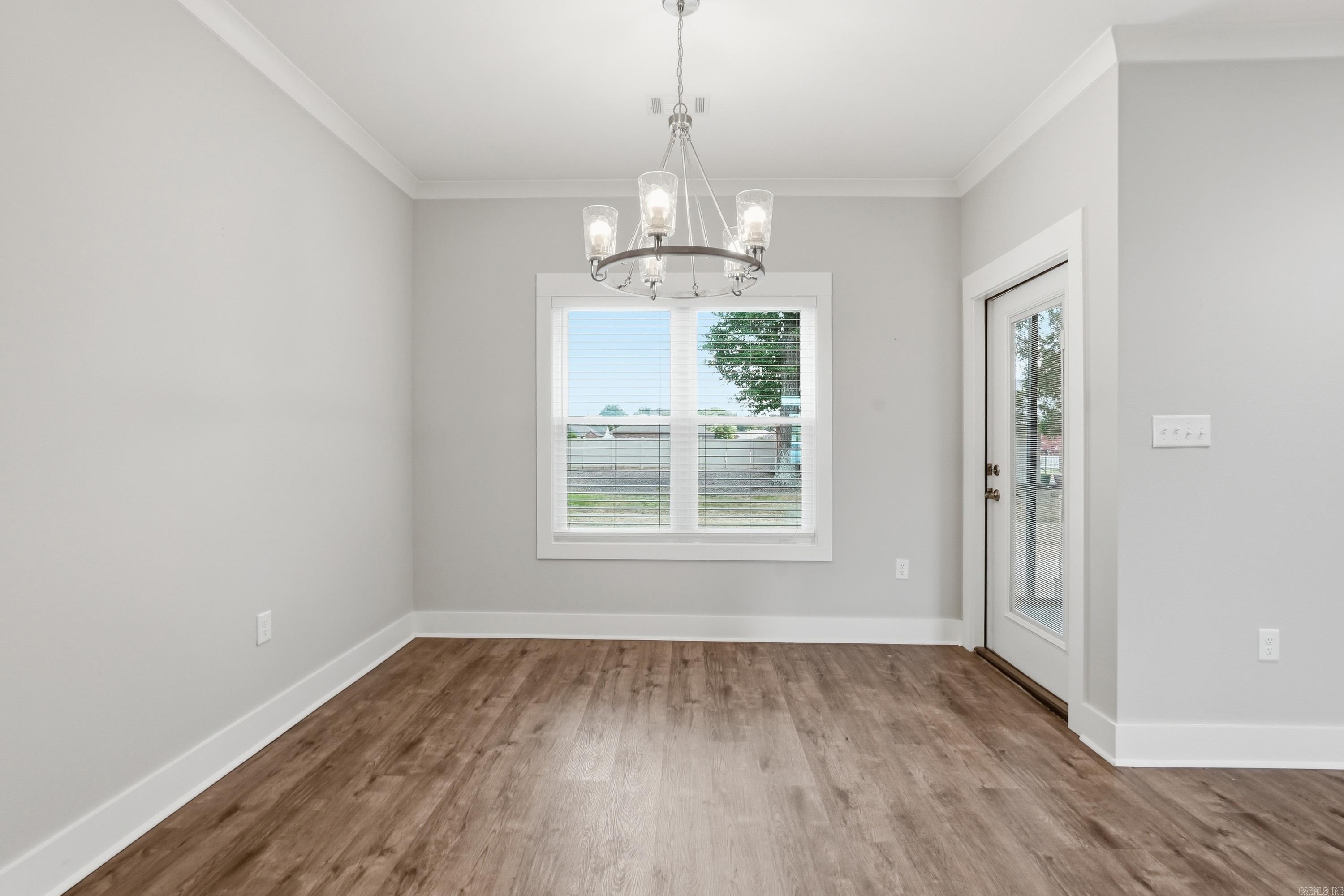 19 Sunset Boulevard Property Photo 17