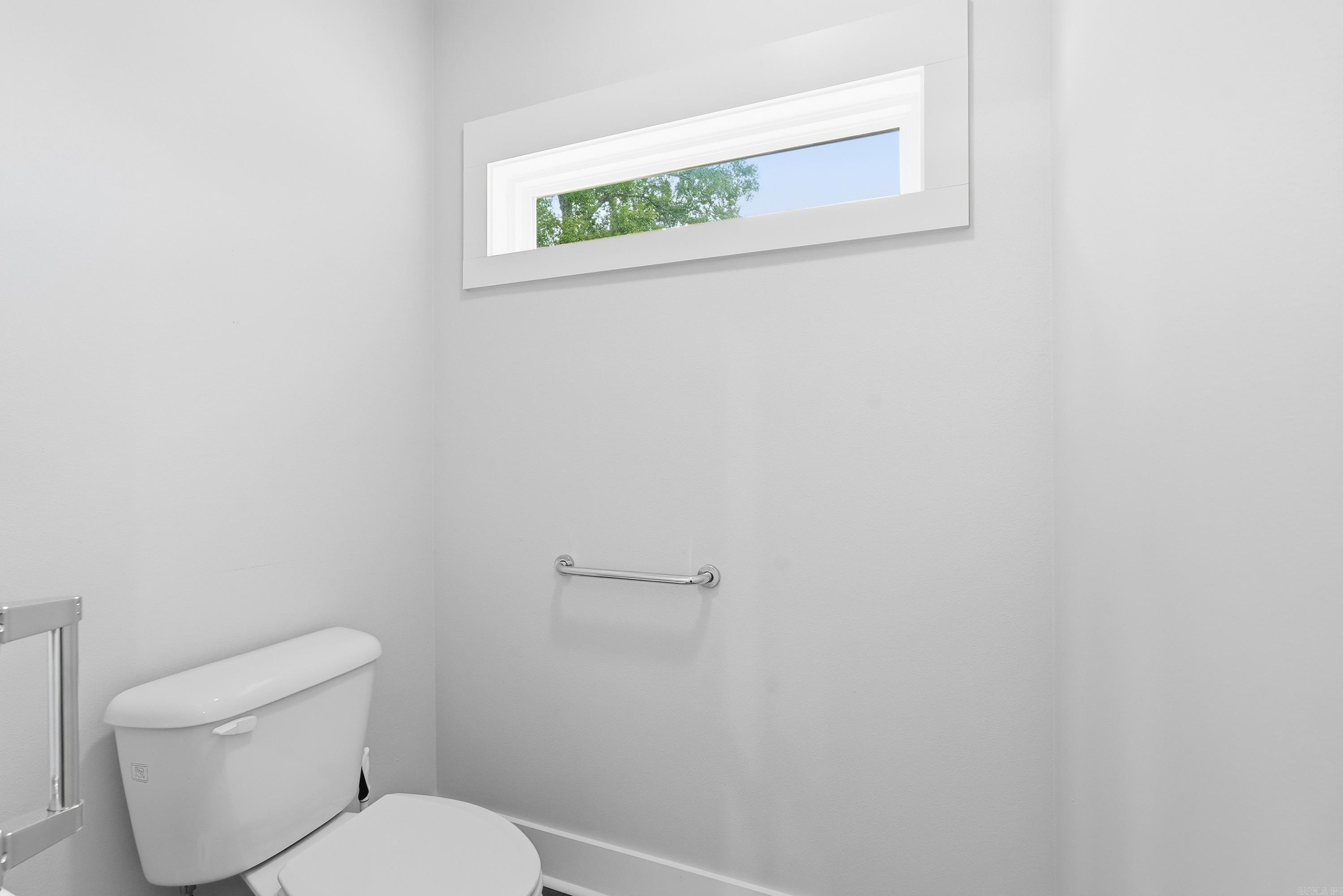 19 Sunset Boulevard Property Photo 23