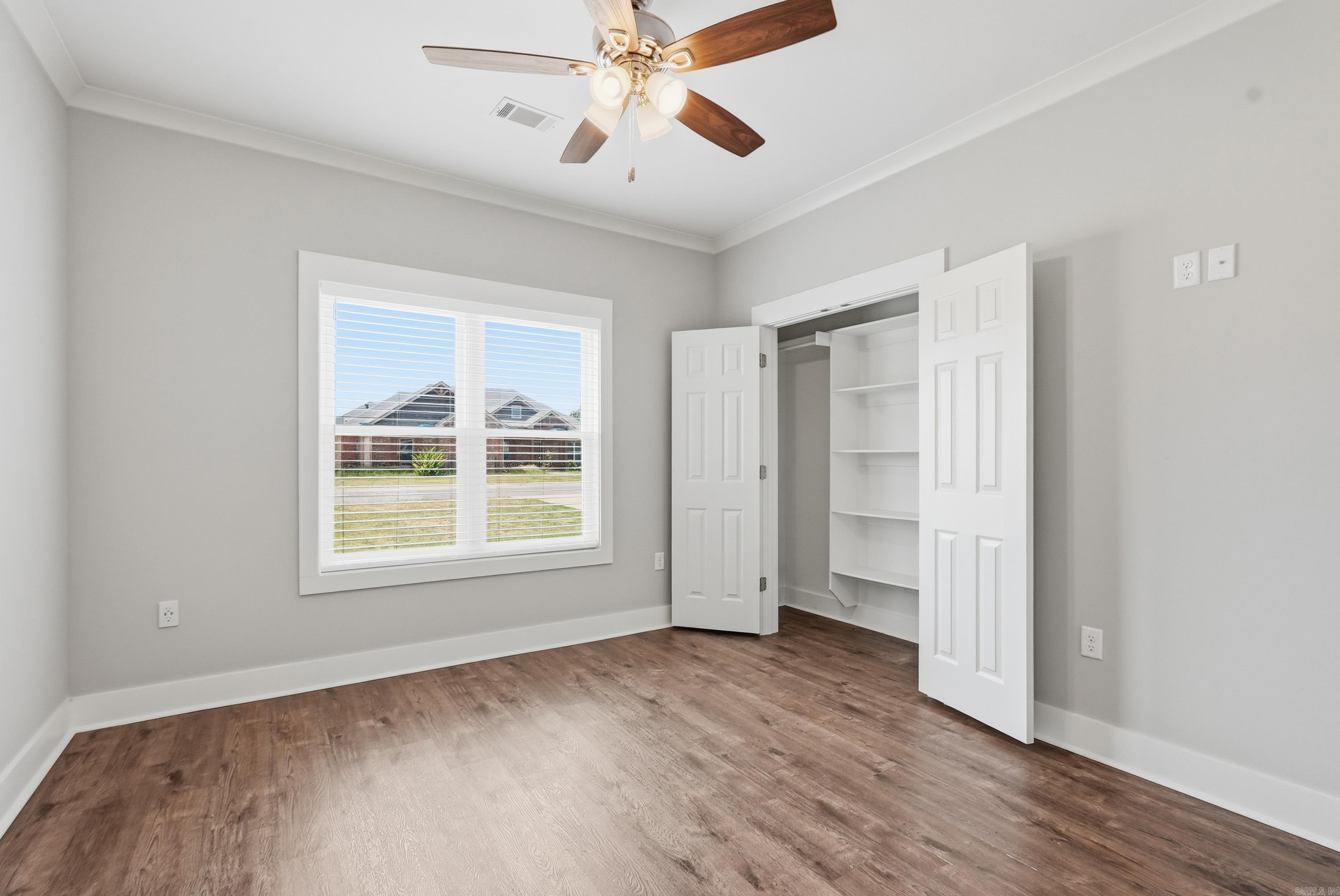 19 Sunset Boulevard Property Photo 26