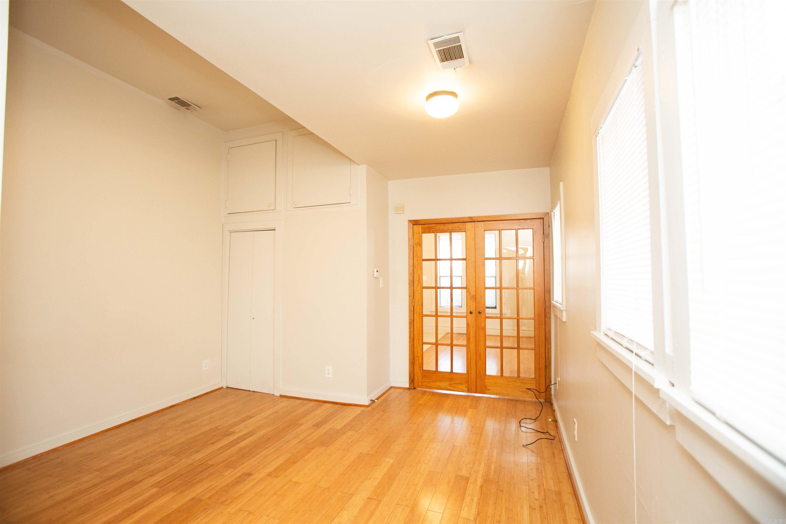 117 W 15th Street A Property Photo 10