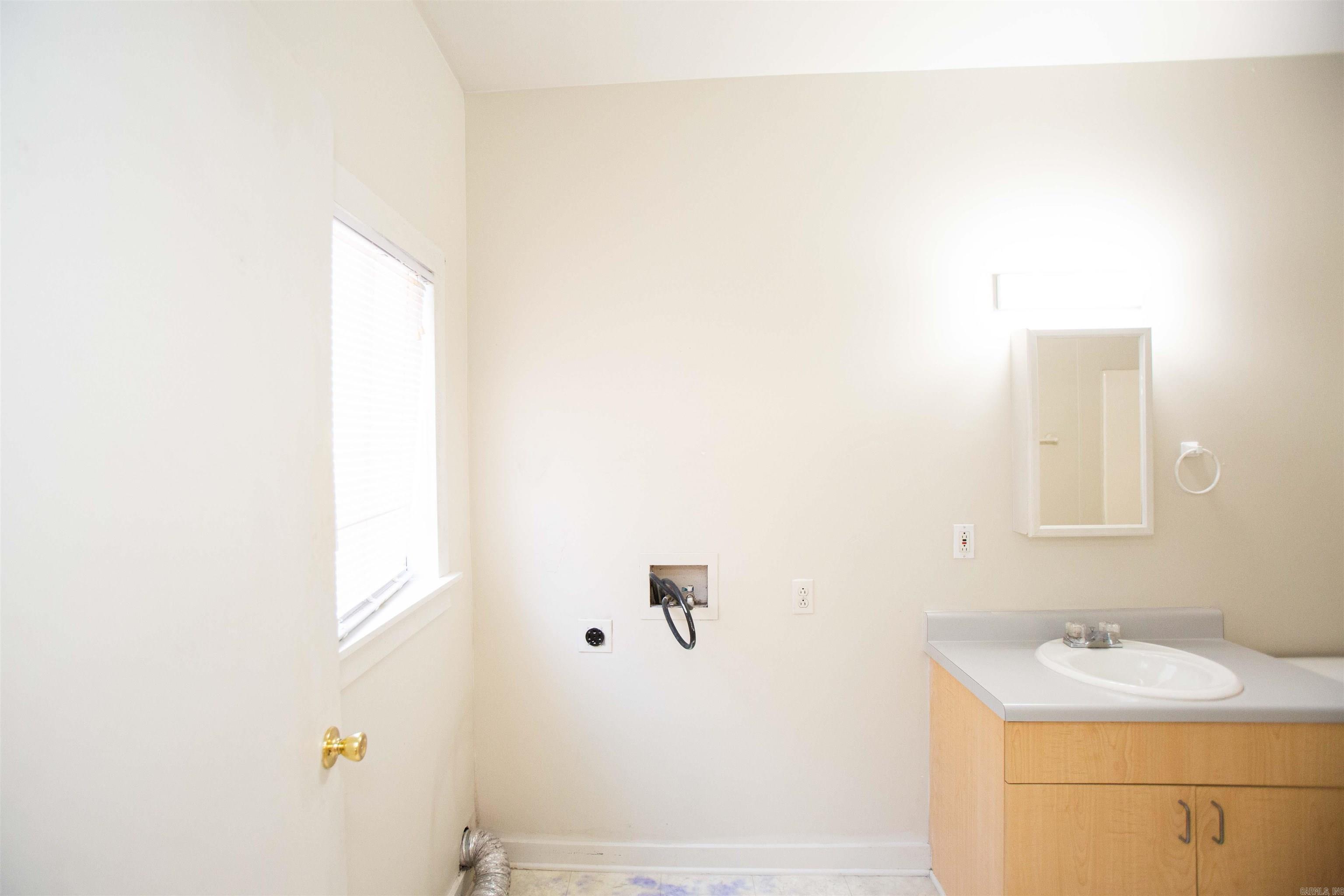 117 W 15th Street A Property Photo 14