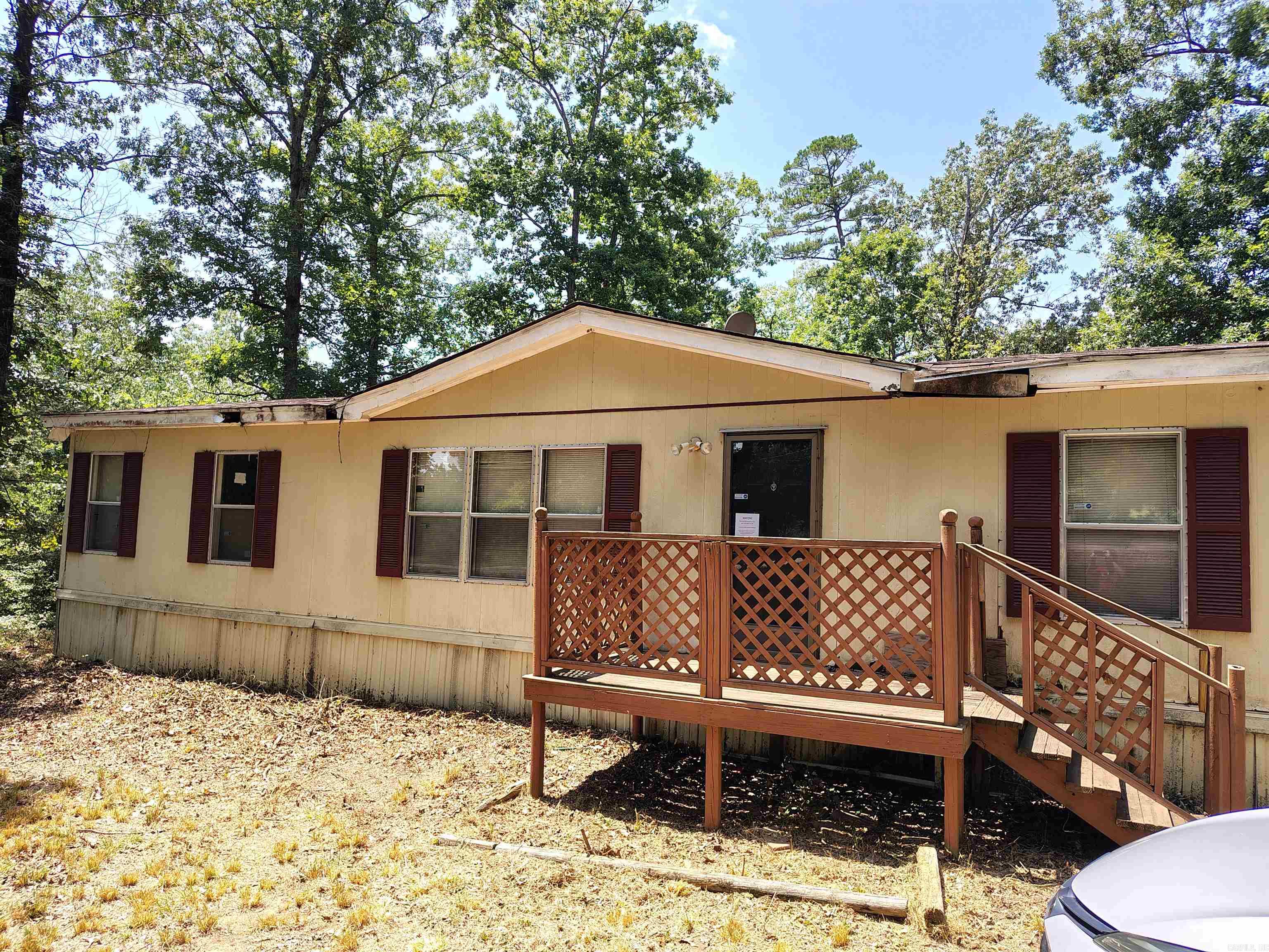 17837 Vimy Ridge Road Property Photo 1