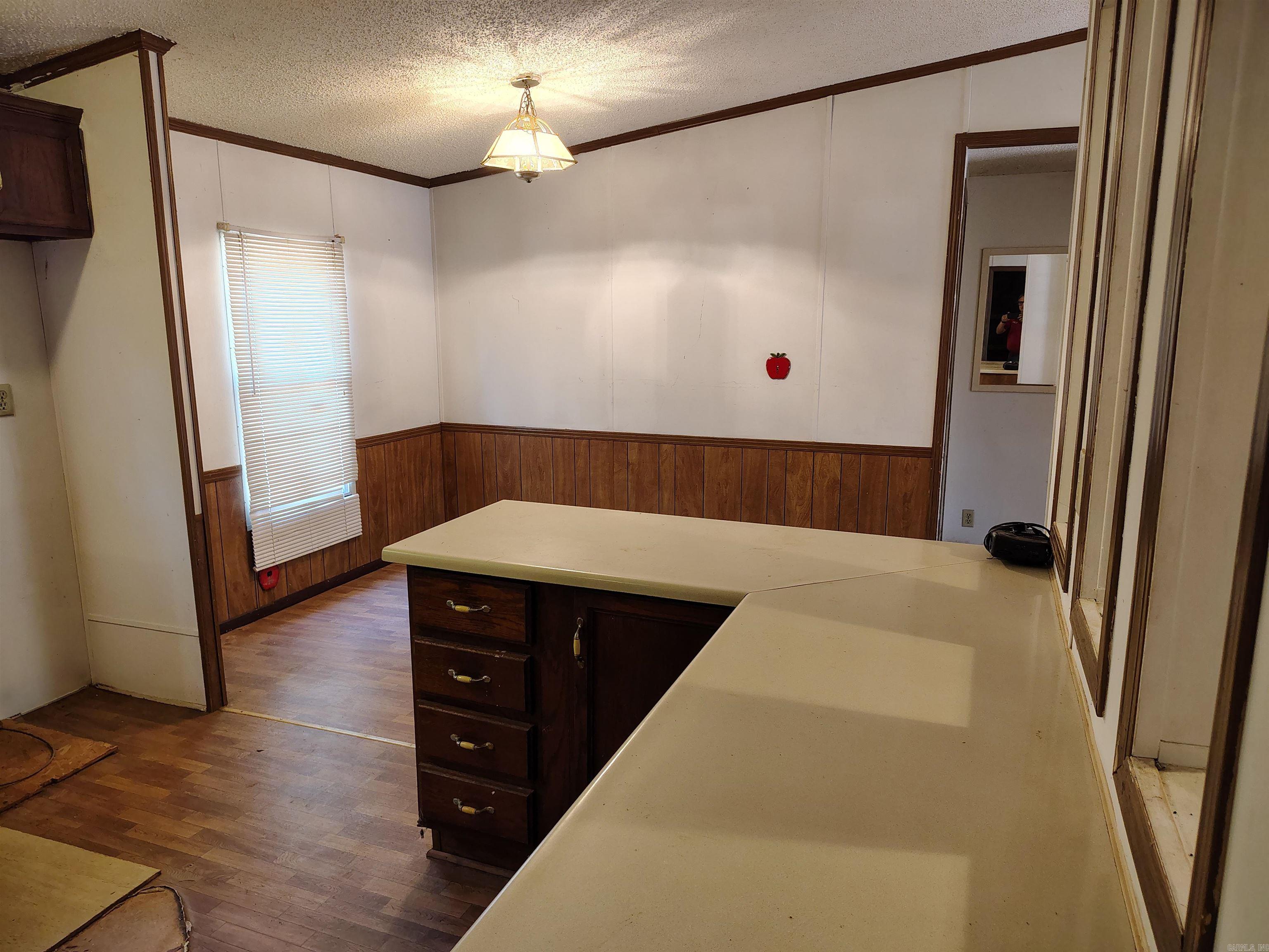 17837 Vimy Ridge Road Property Photo 12