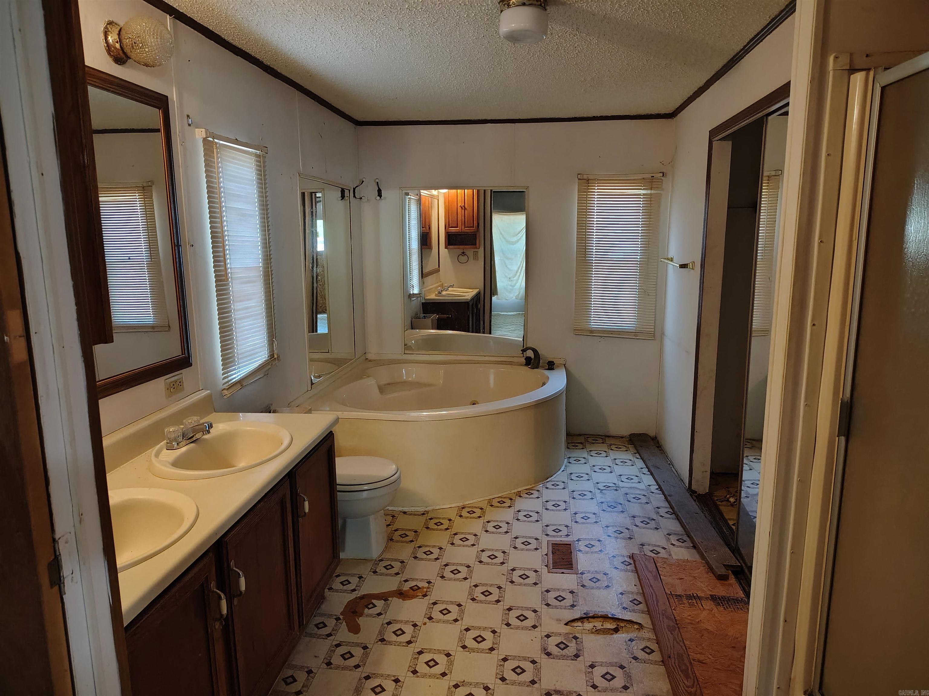 17837 Vimy Ridge Road Property Photo 21