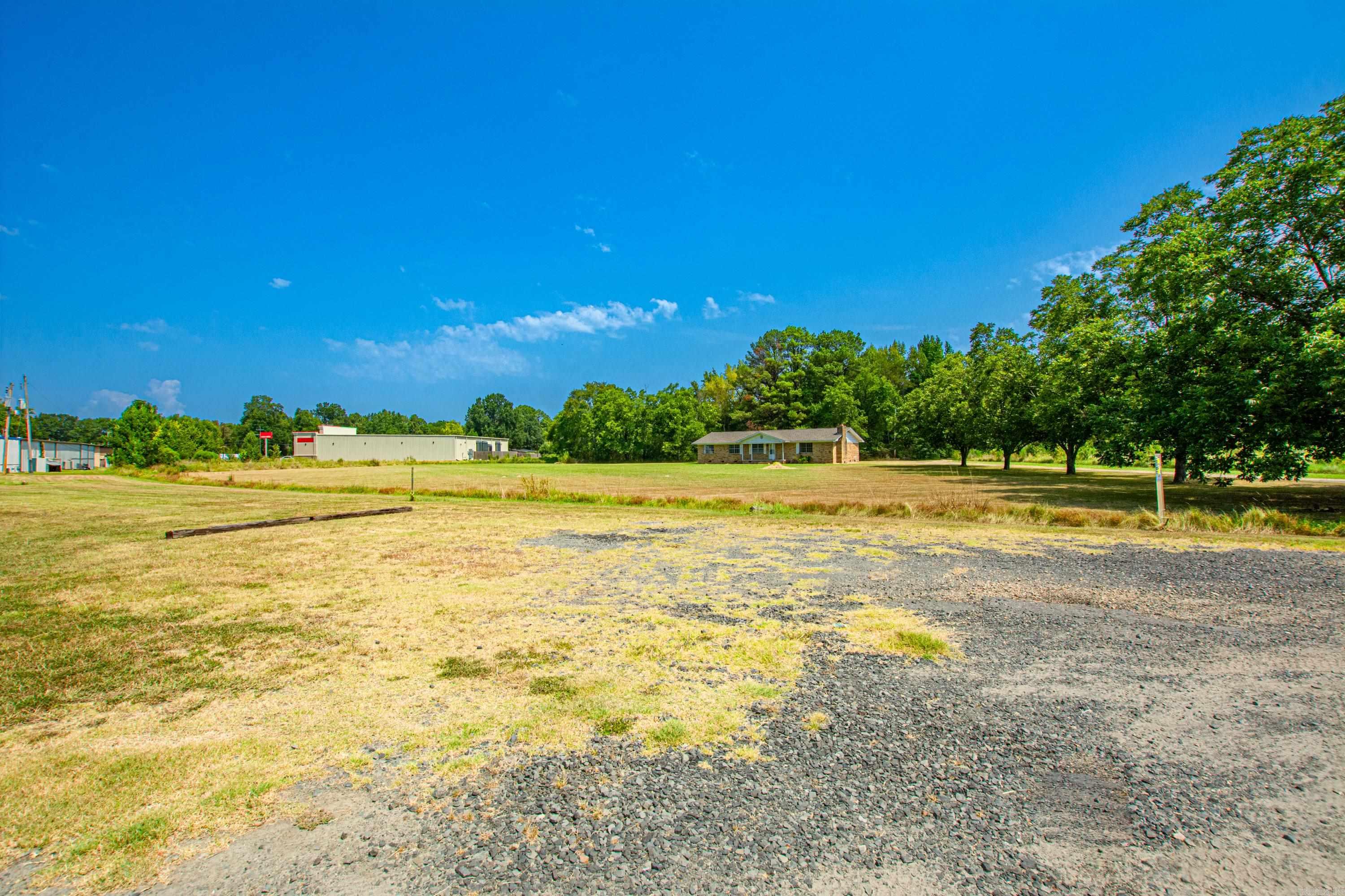 10724 Highway 89 Property Photo 1
