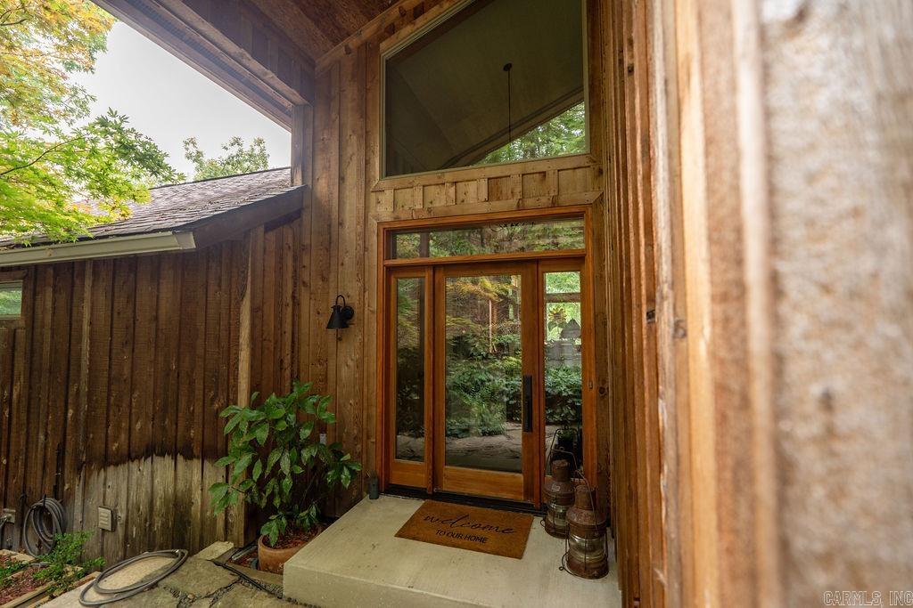 659 Lakefront Road Property Photo 1