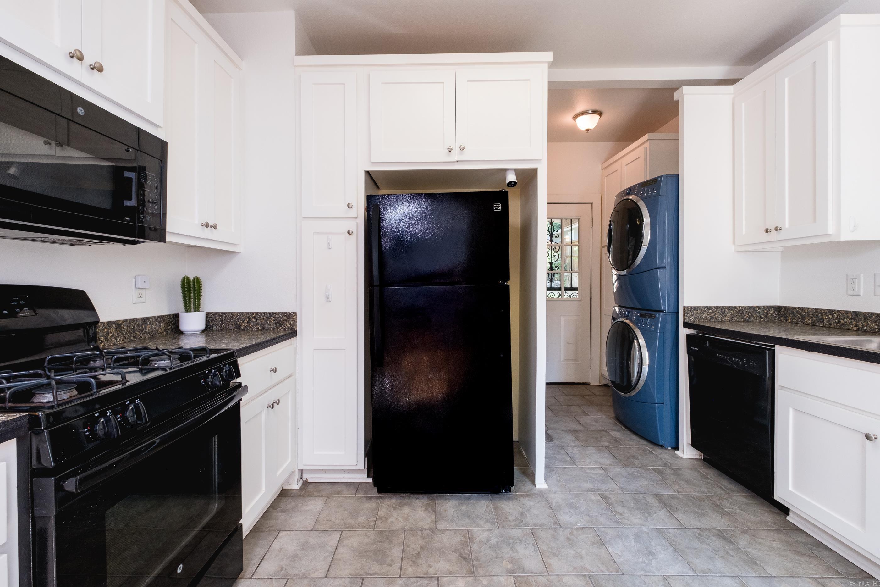 14 Alpine Court Property Photo 16