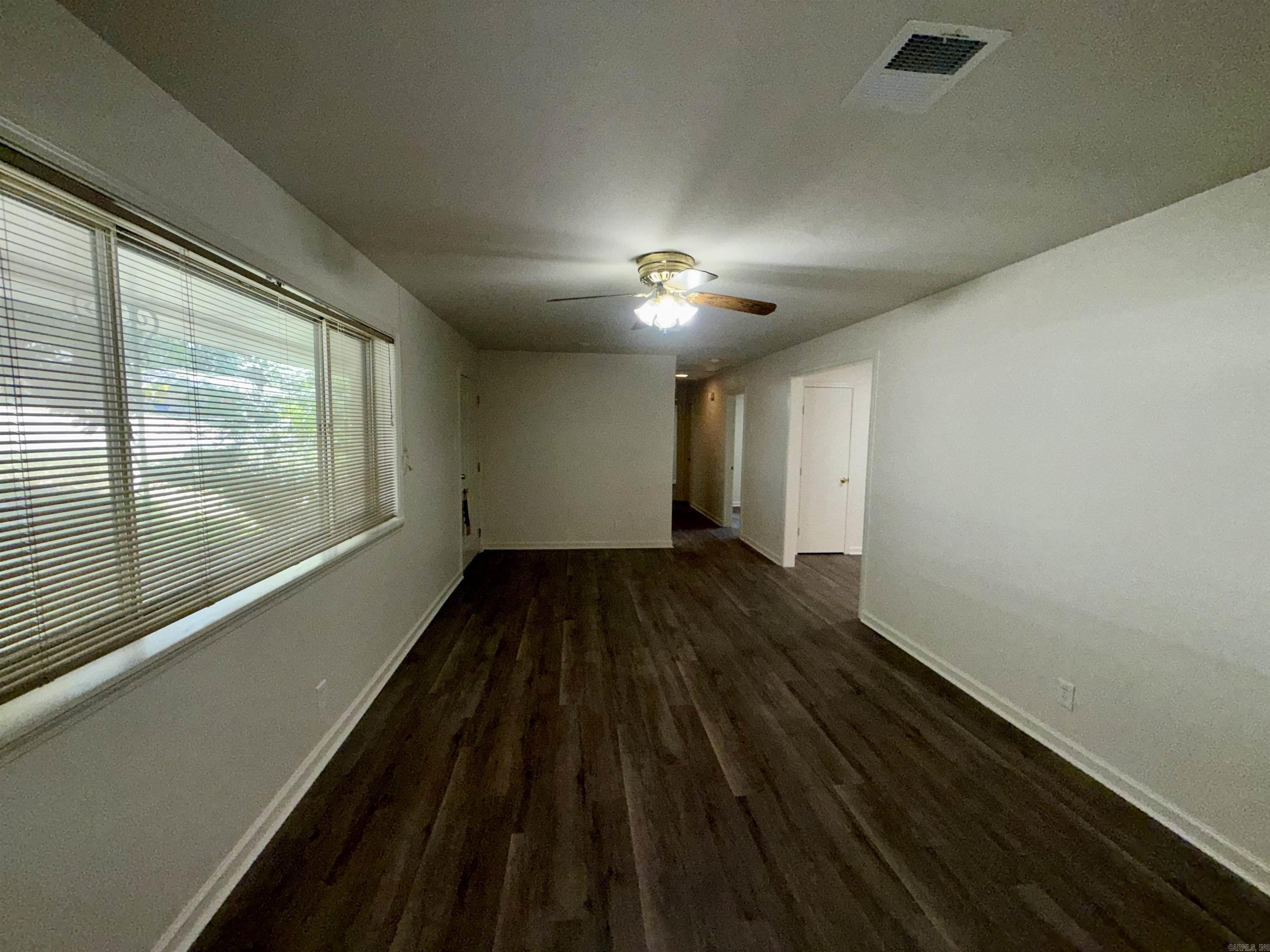 4101 Hillside Drive Property Photo 4