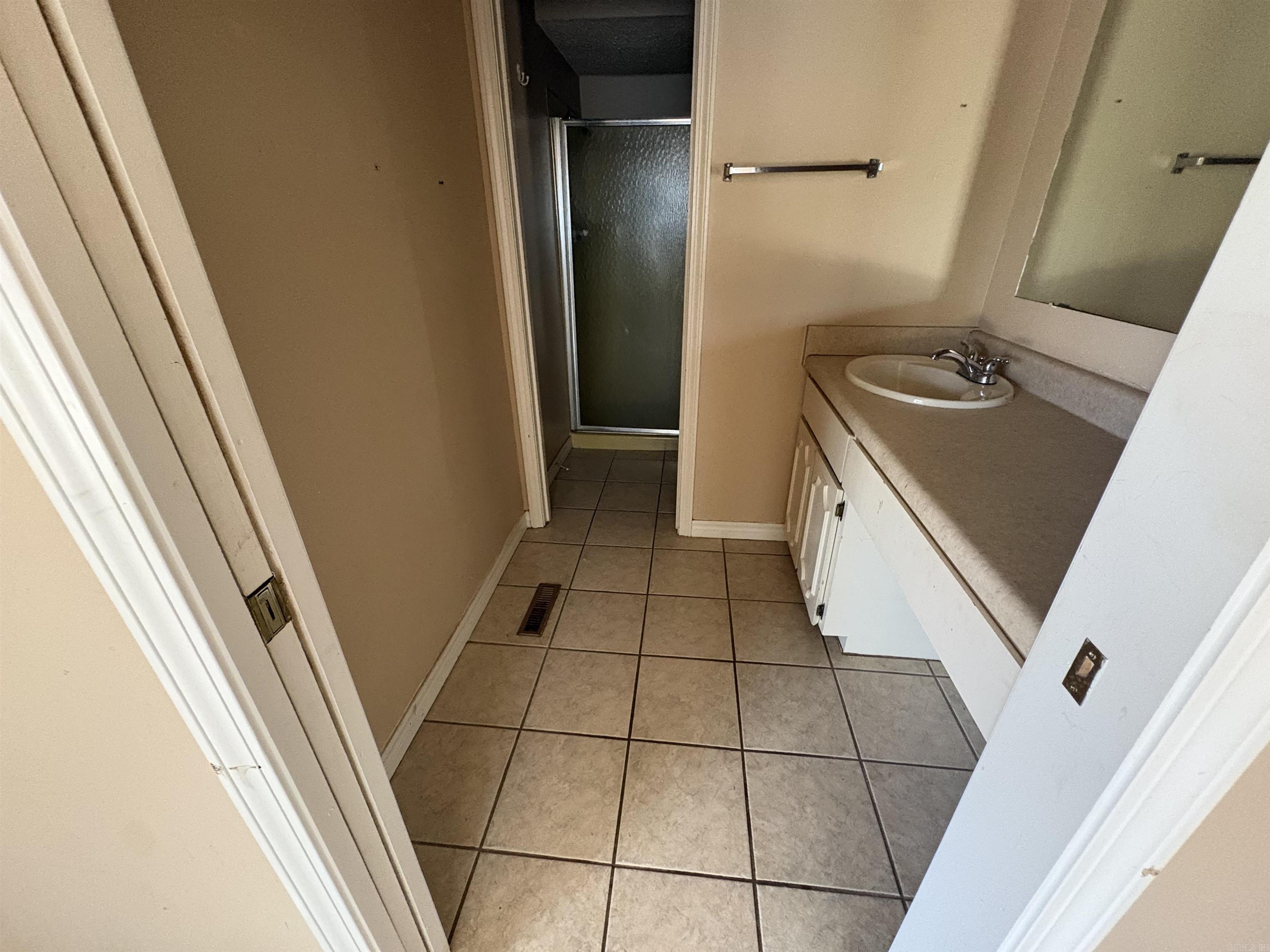 102 Dunn Hollow Drive Property Photo 13